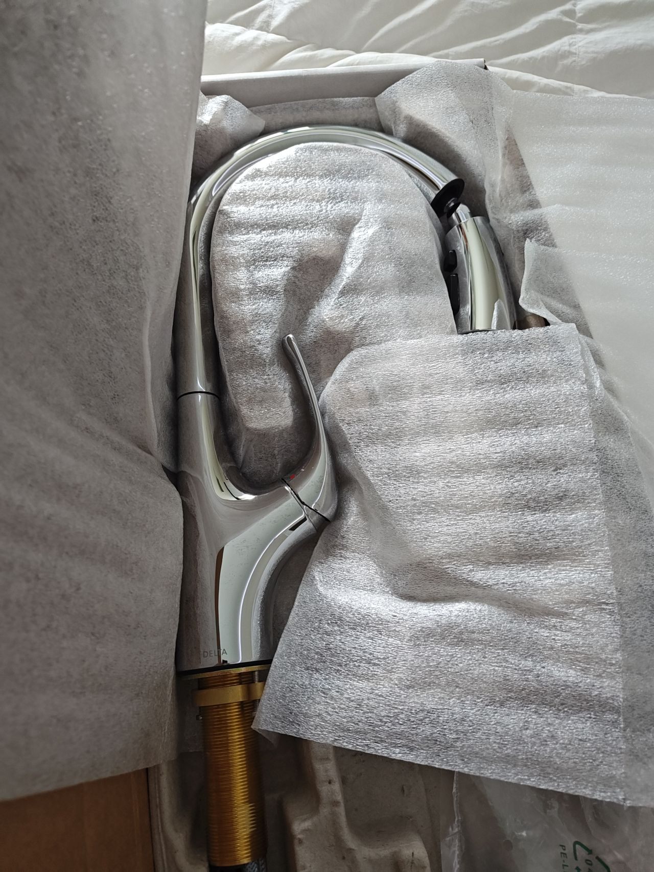 Delta Seabourne Kitchen Faucet - photo 2