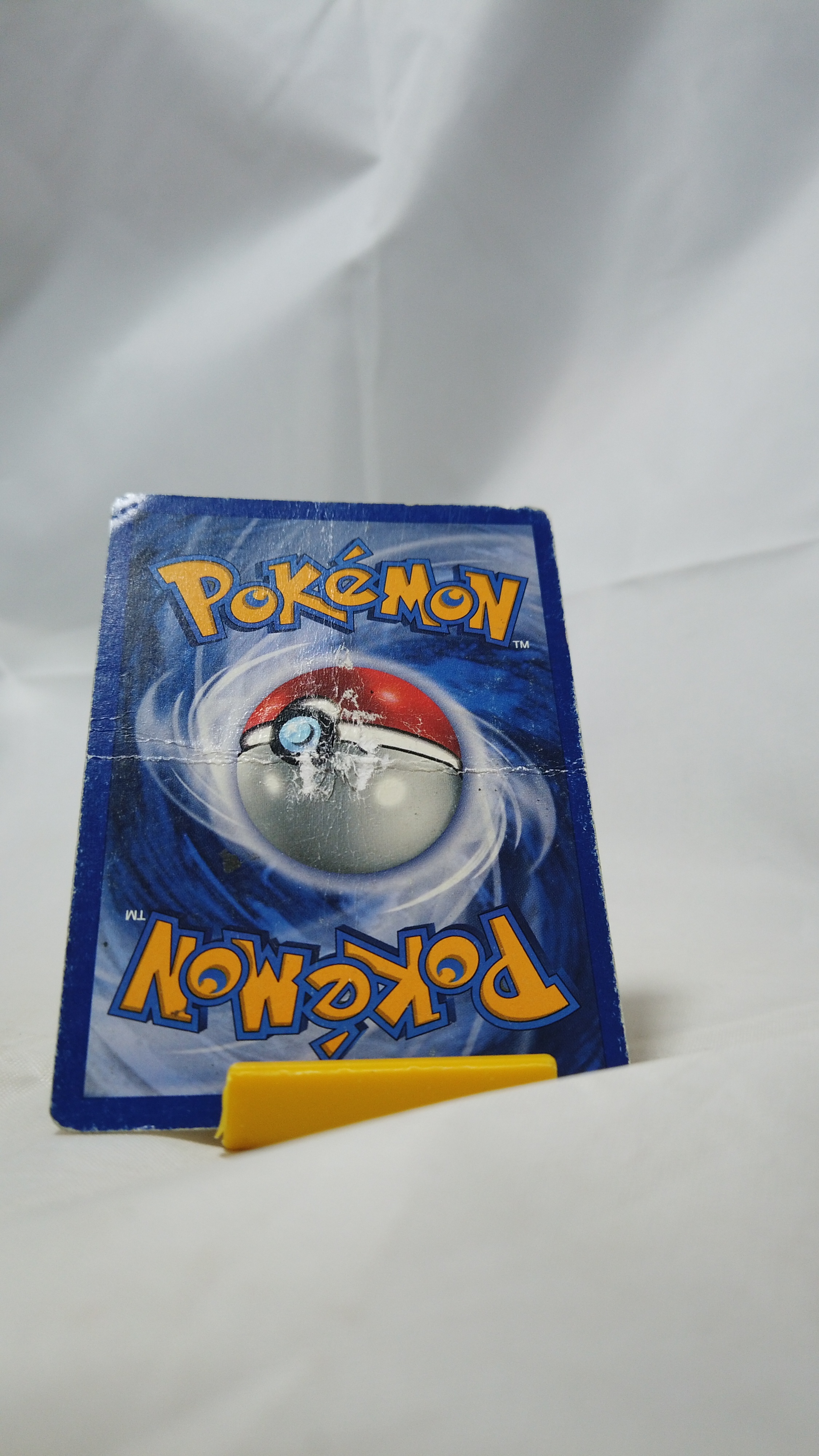 Pokemon Gyarados 6/102 Base Card Holo Rare DMG - photo 2