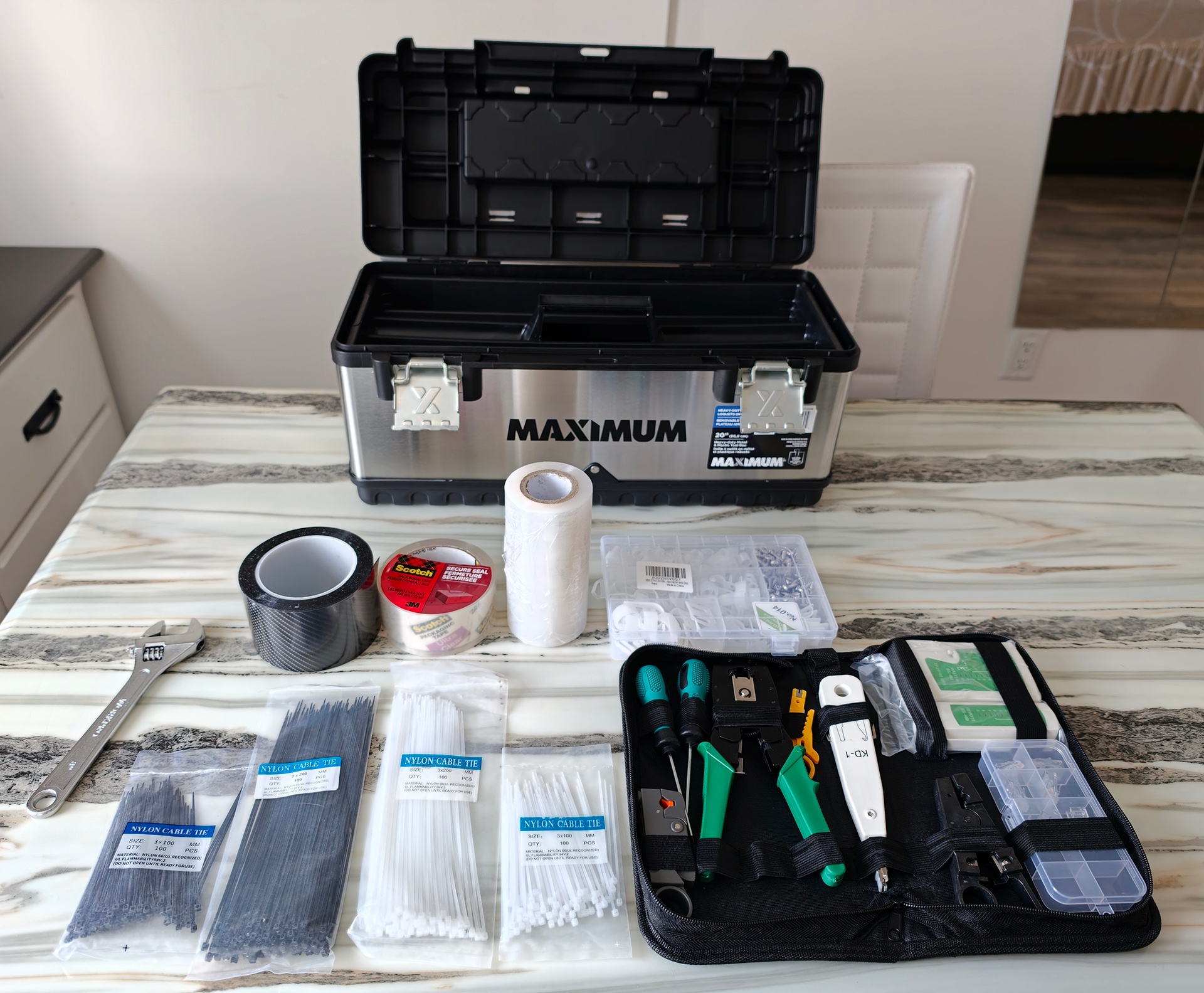 MAXIMUM 20" Portable Tool Box incl. 25+ Accessories MEGA Bundle
