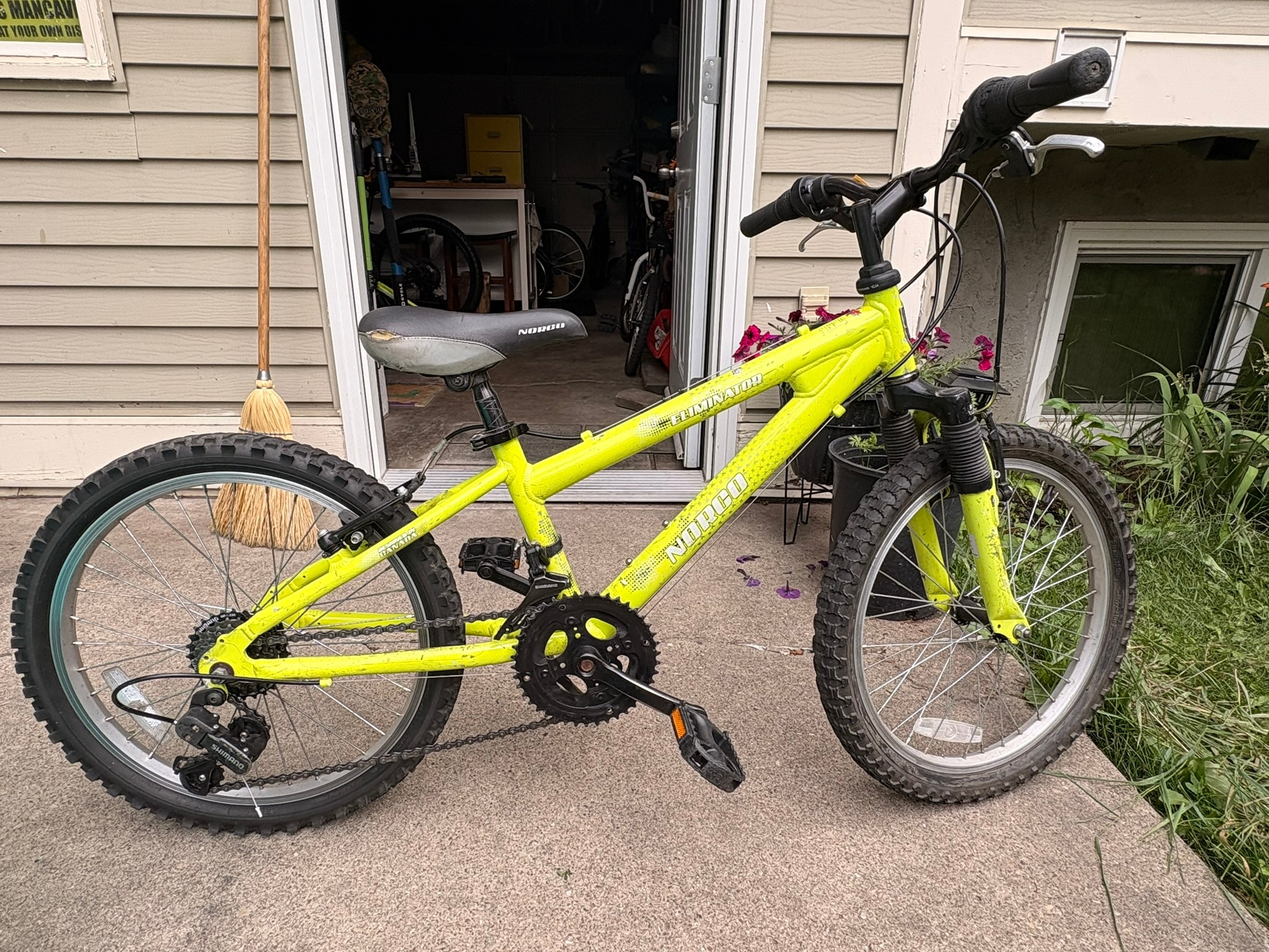 Norco Eliminator Kids Mountain Bike