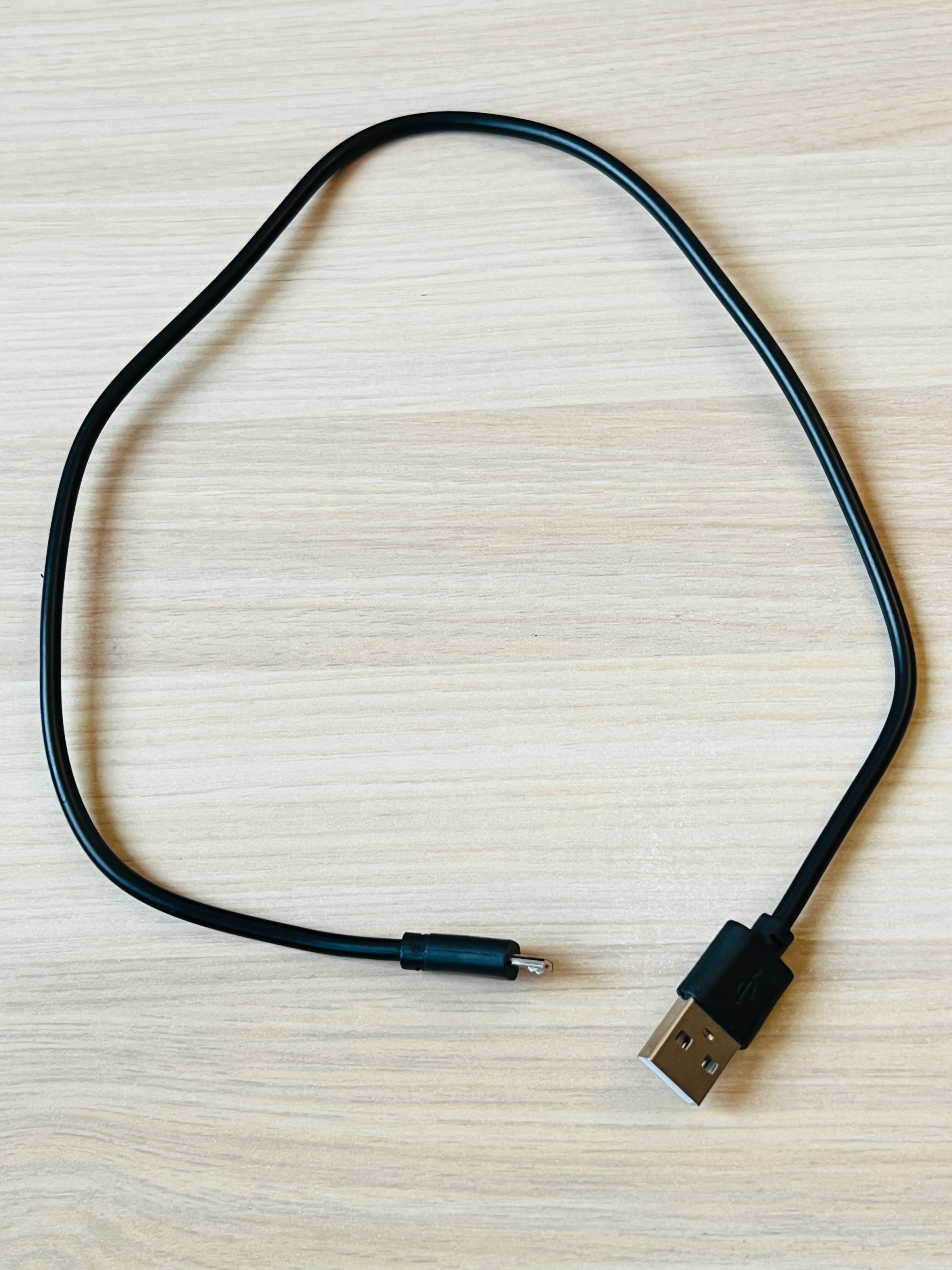 USB 2.0 to micro-b cable for charging and data transfer - photo 4