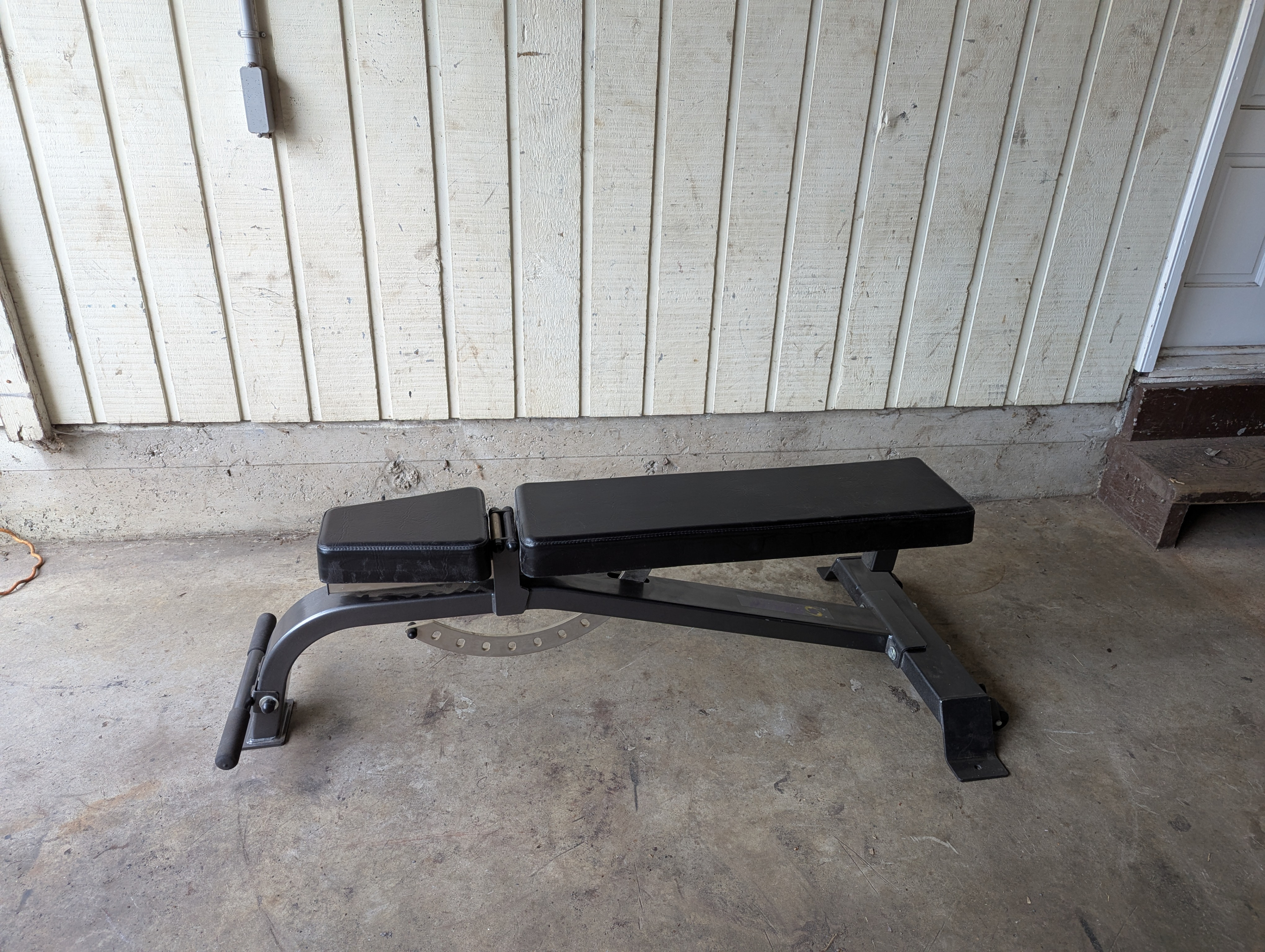 Weight Stealth Strength Bench