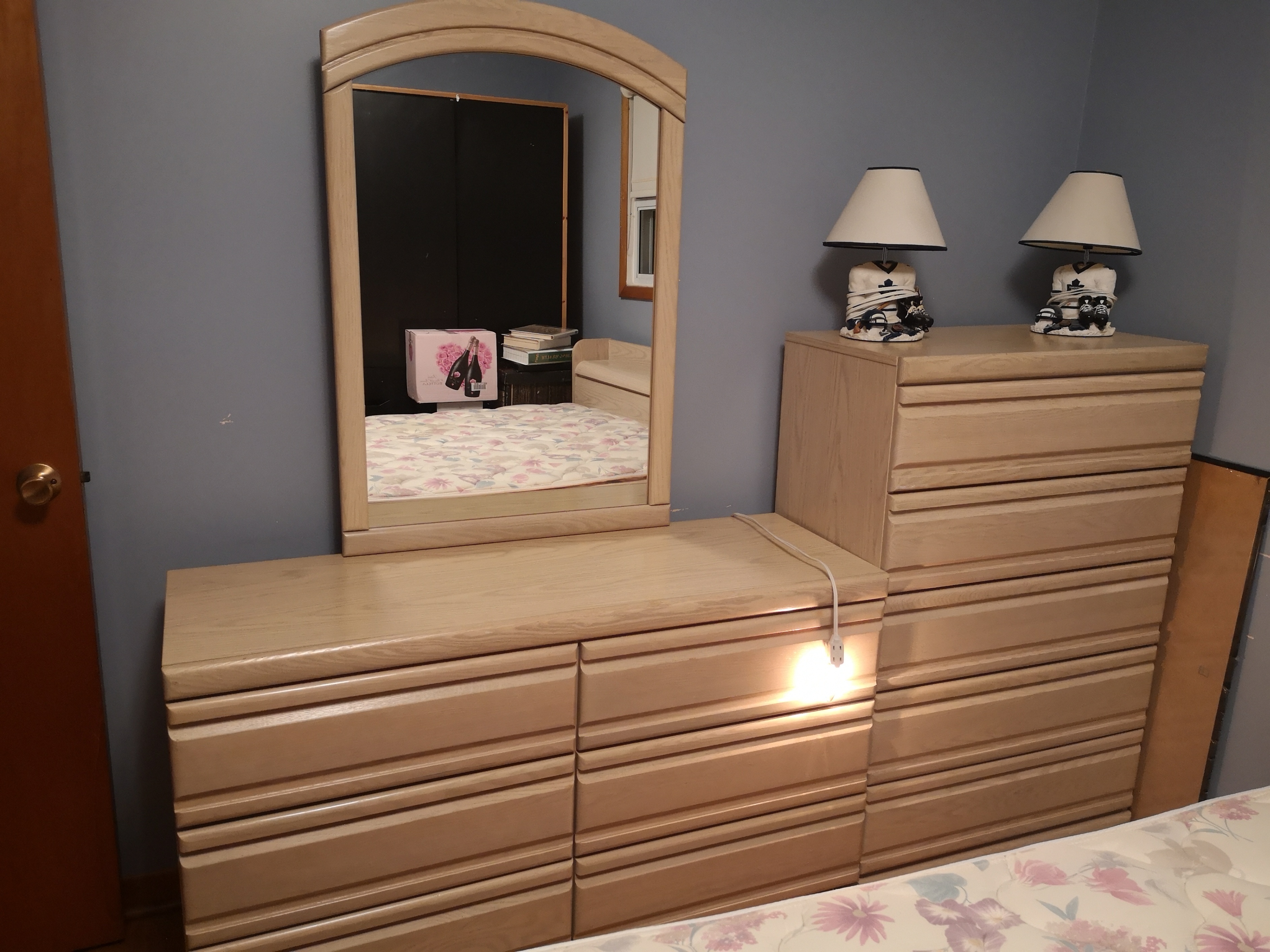 3 Bedroom semi Furnished Basement unit - photo 2