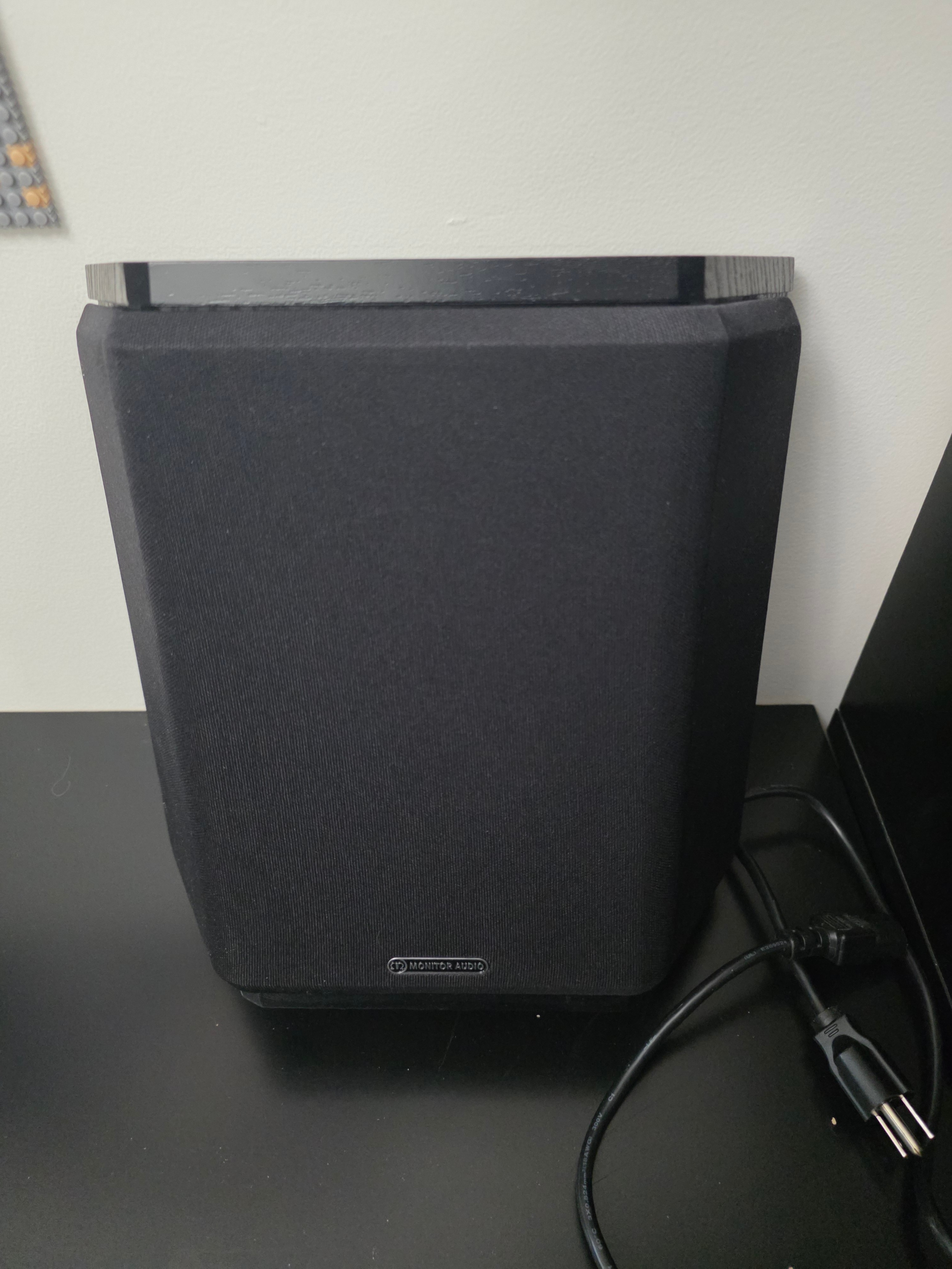 Monitor Audio SB-4 Passive Soundbar & Bronze FX Surround Speaker - photo 5