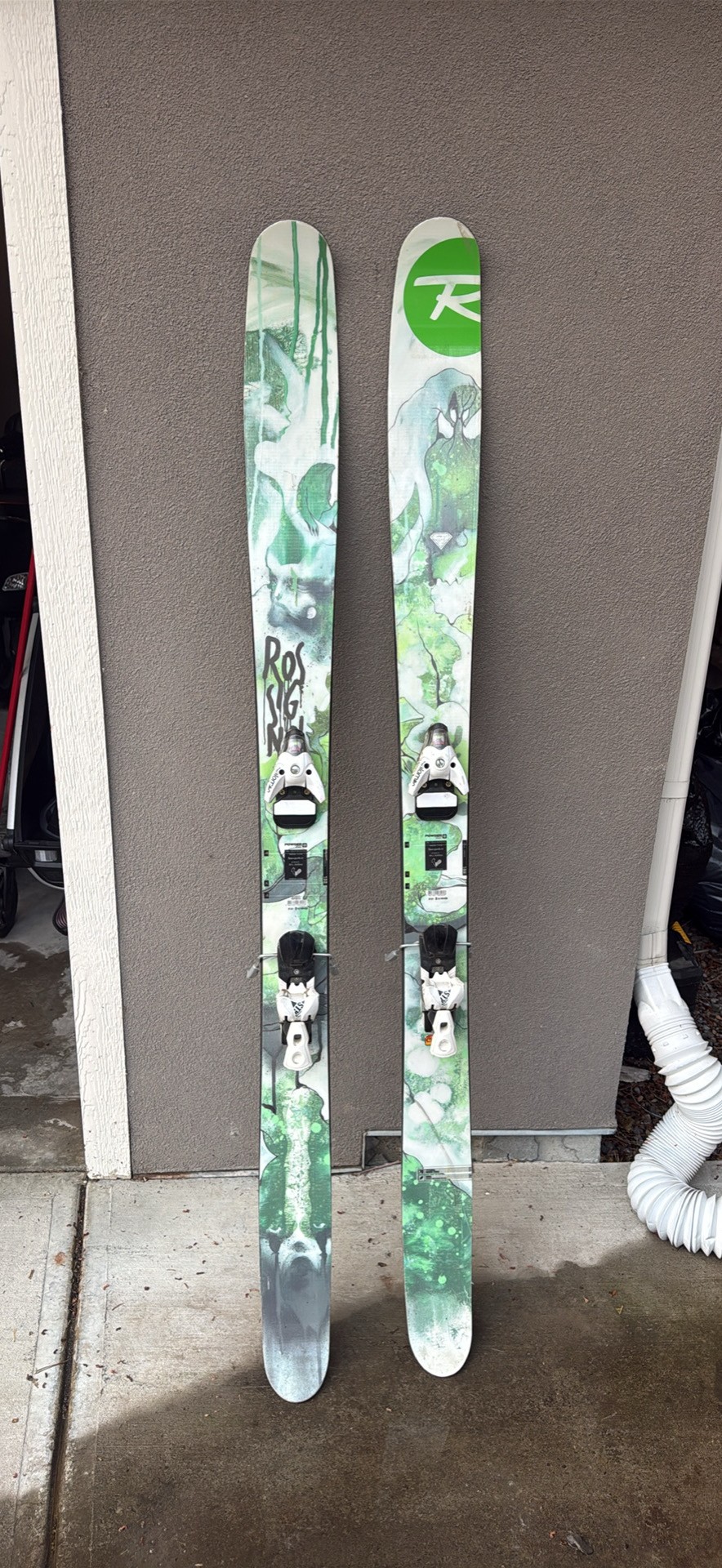 Rossignol  Super7 Skis with Bindings