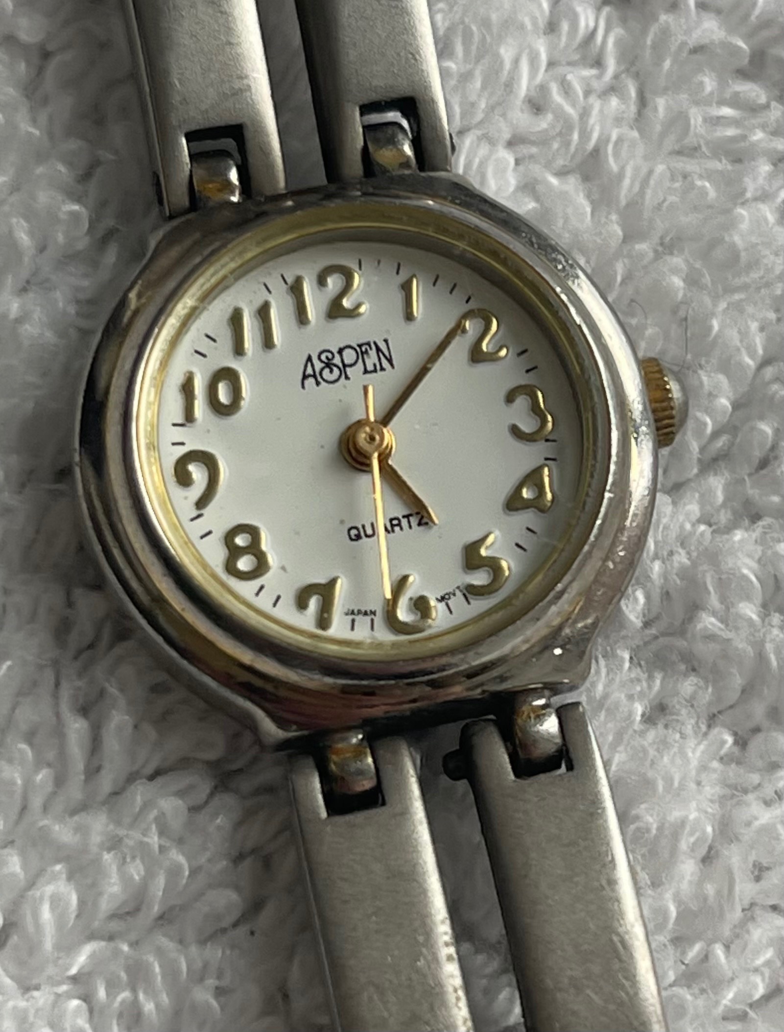 Vintage Aspen Silver Dual-Bar Bracelet Watch (Needs Battery) - photo 2