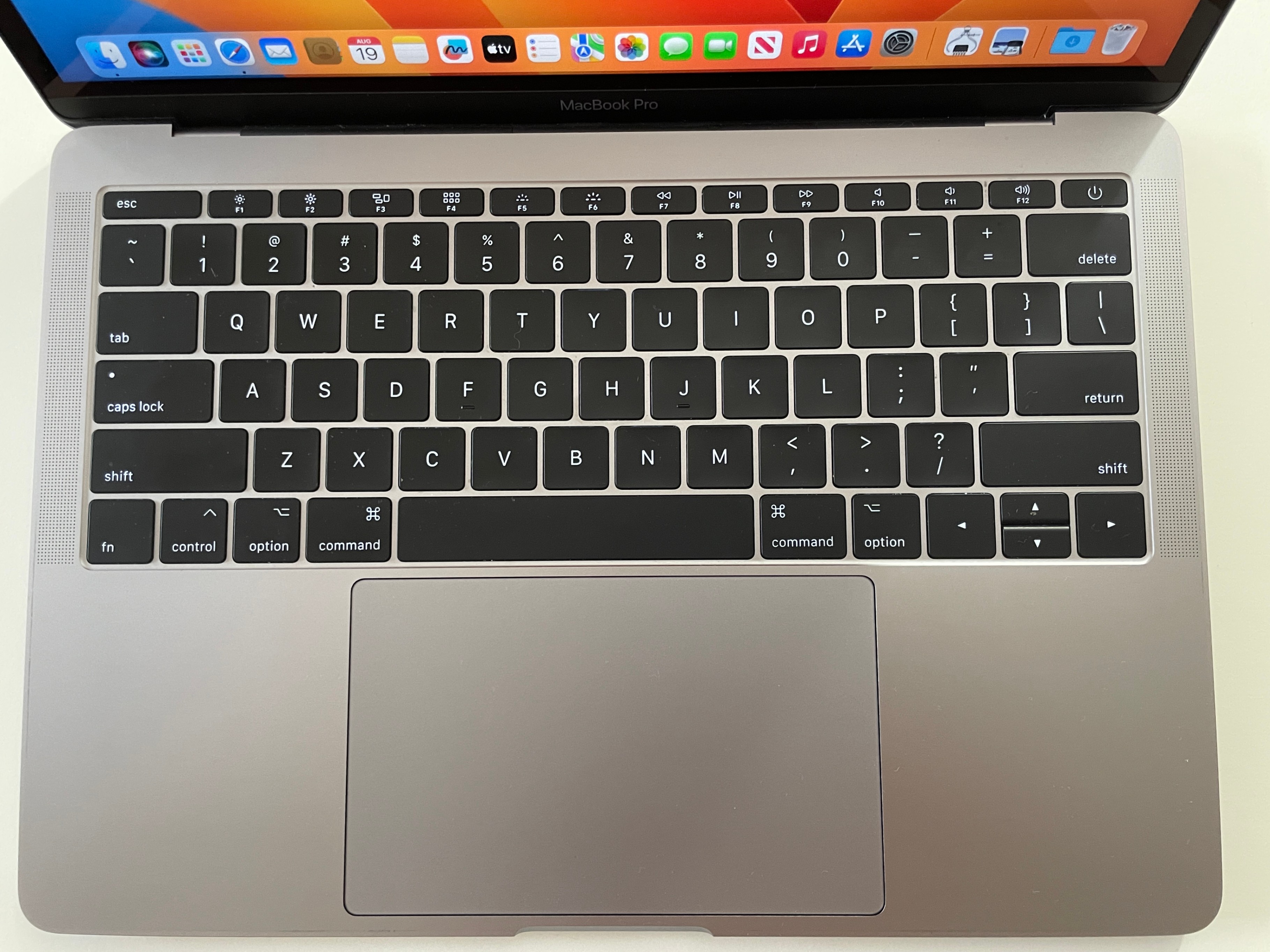 MacBook Pro A1708 with charger - photo 4