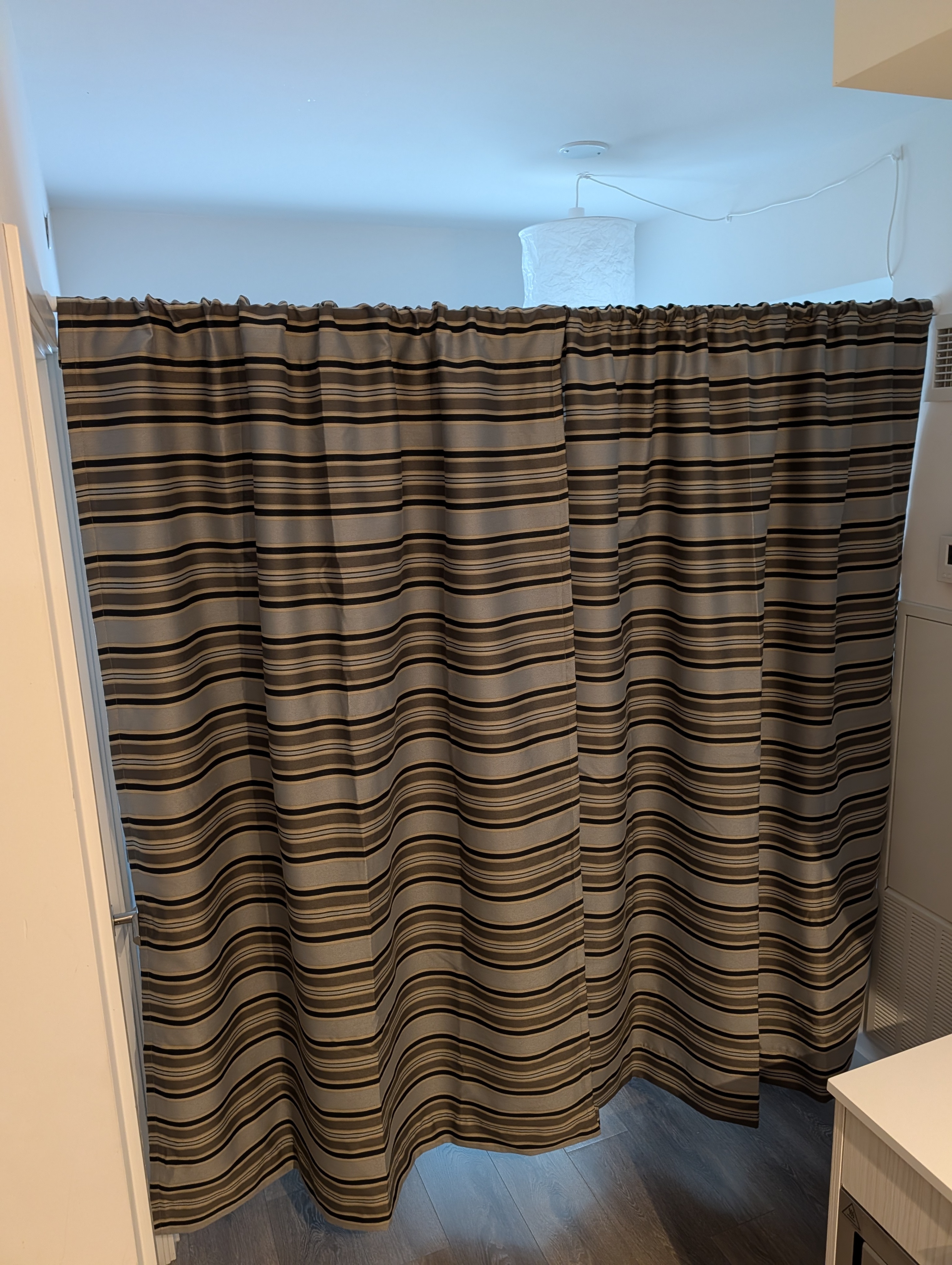 Pair of Striped Curtains with Tiebacks + Adjustable Tension Rod - photo 2