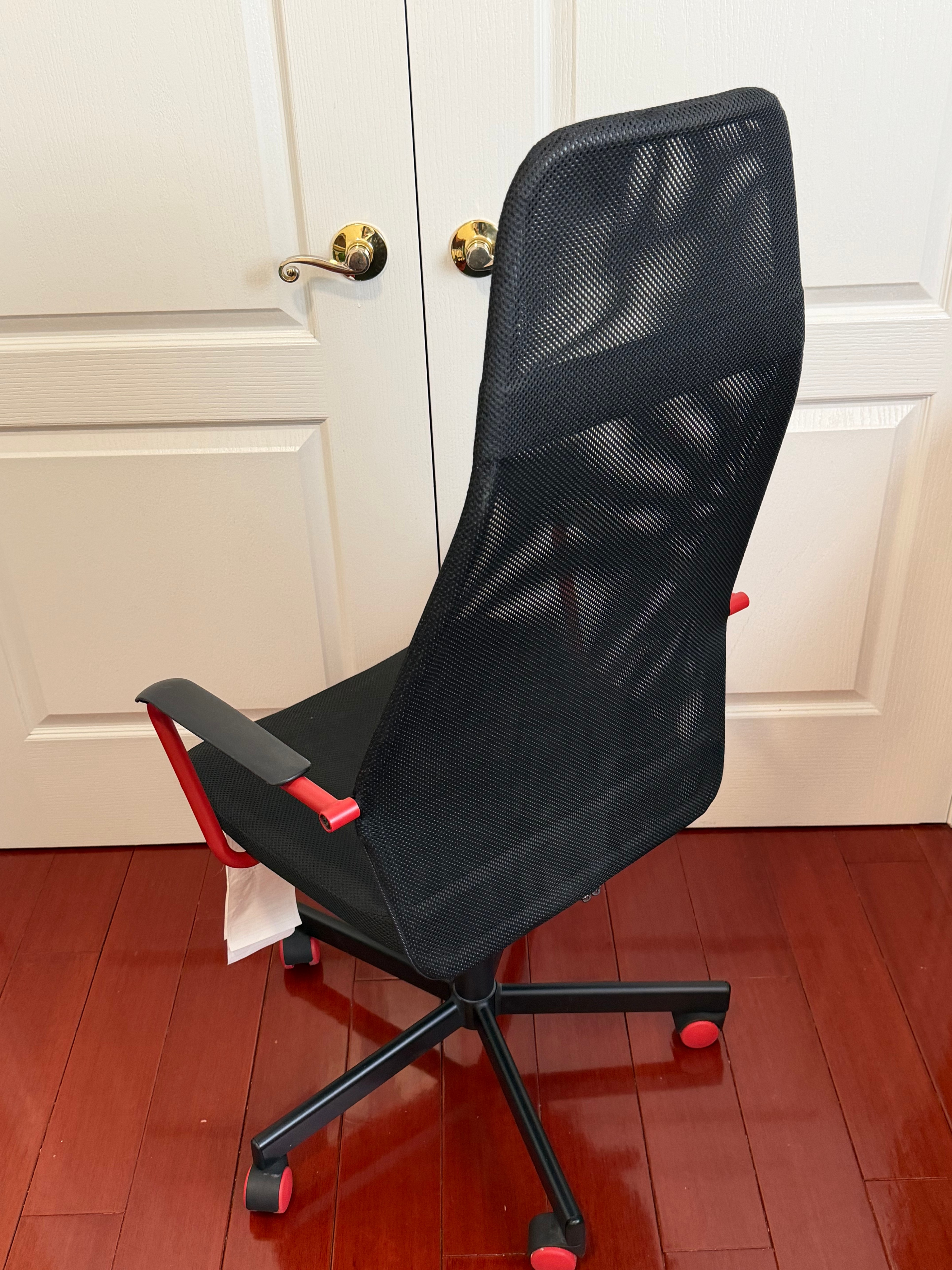 IKEA HUVUDSPELARE Gaming Chair – Black & Red - photo 4