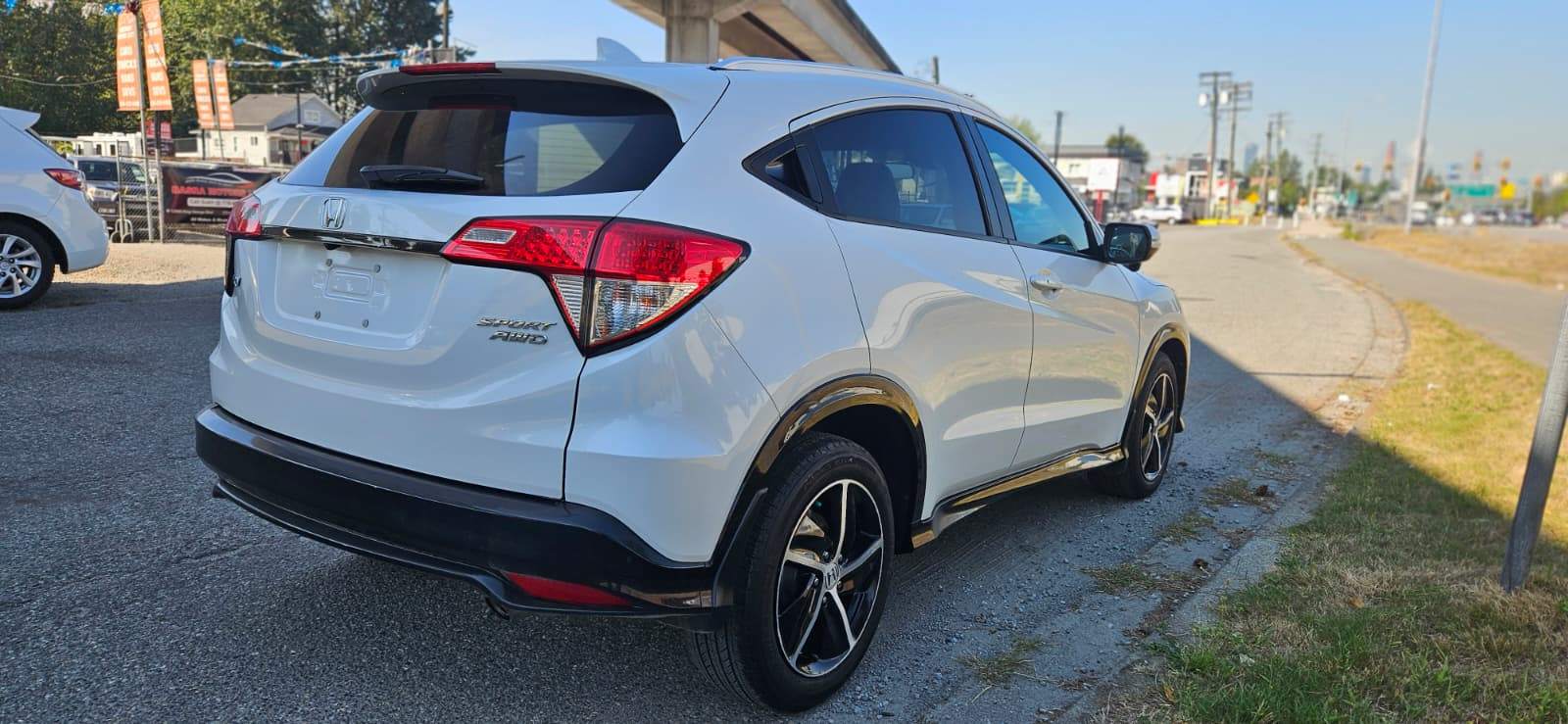 2022 Honda HR-V AWD - photo 3