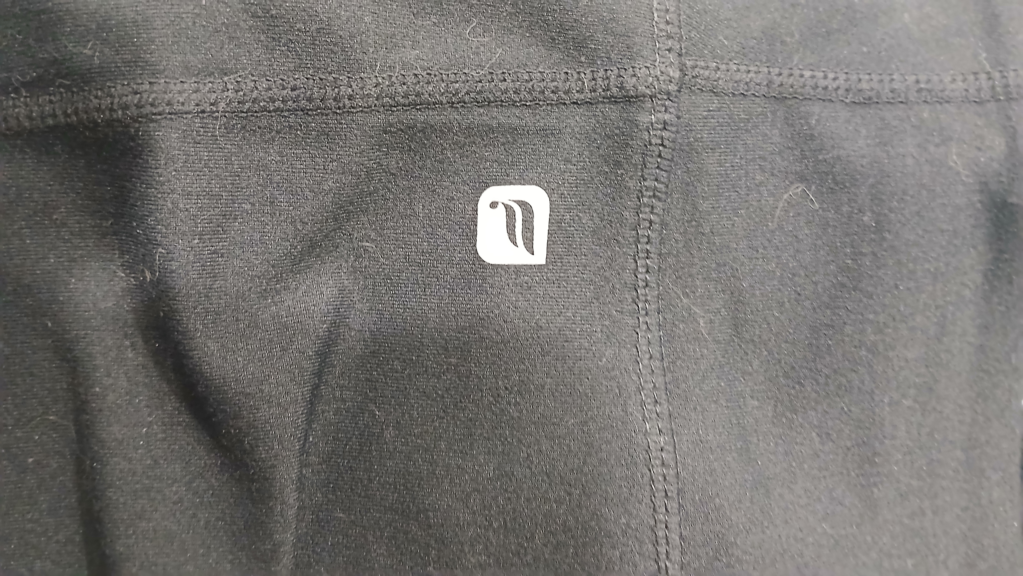 Fabletics Black Capri Leggings, Small, Like New - photo 4