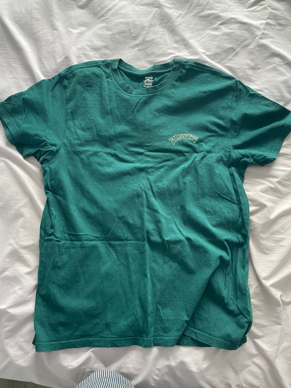 BILLBONG Graphic Tee 👕
