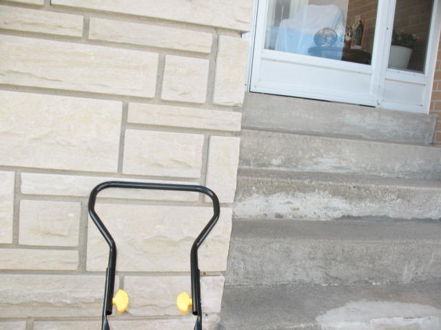 Radley 14 Inch Reel Lawnmower, LIKE NEW - photo 5
