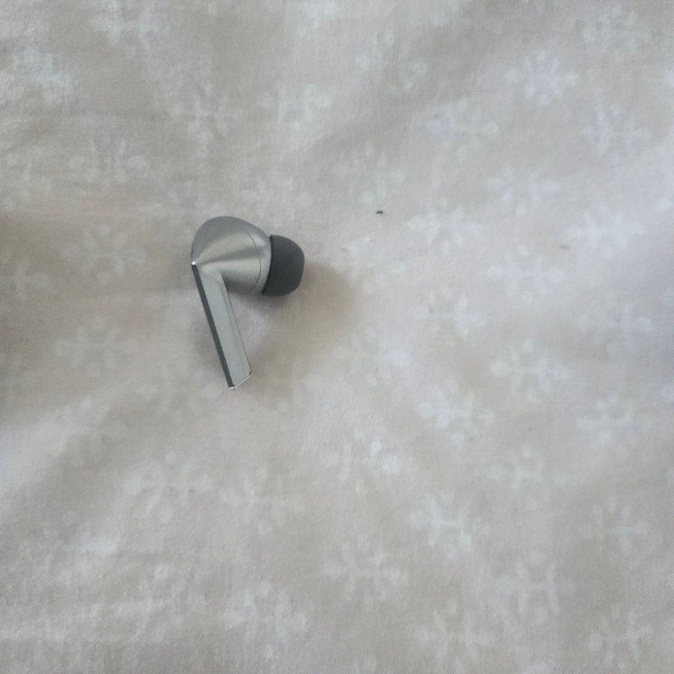 Samsung Galaxy Buds3 Pro – Right Earbud + Charging Case - photo 3
