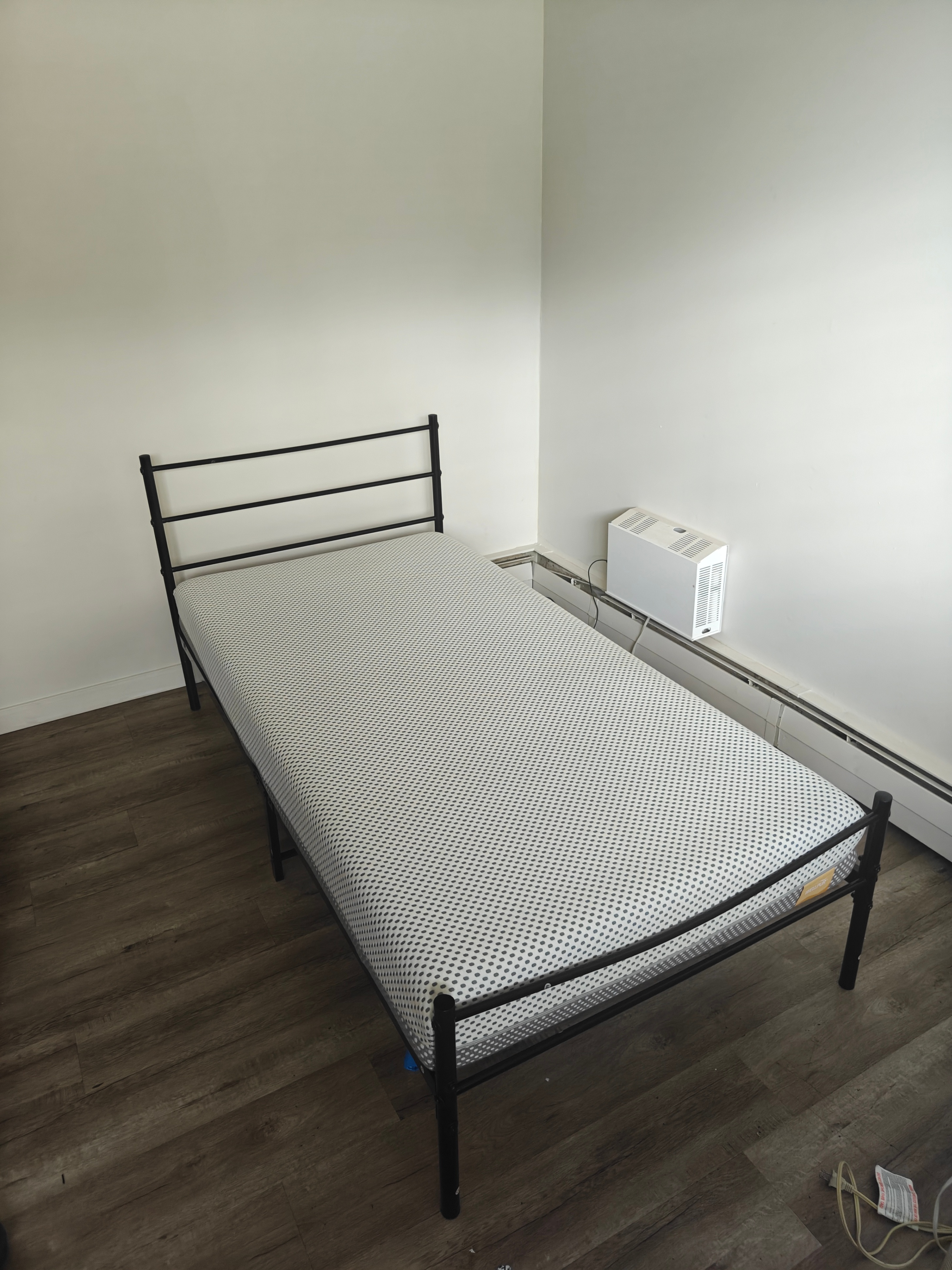 Bed Frame Black Metal Twin Size with Memory Foam Mattress - photo 2