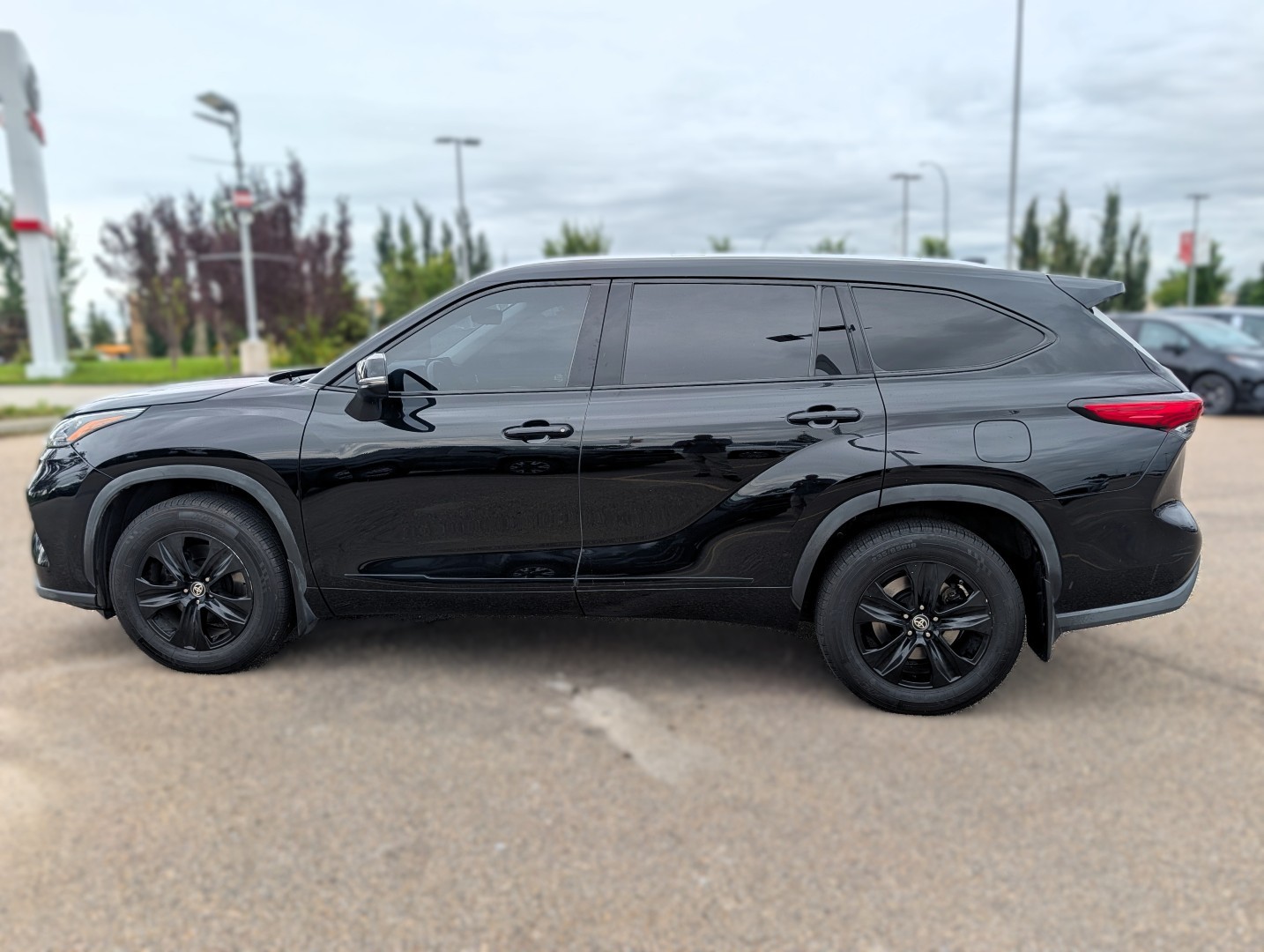 2021 Toyota Highlander - photo 3