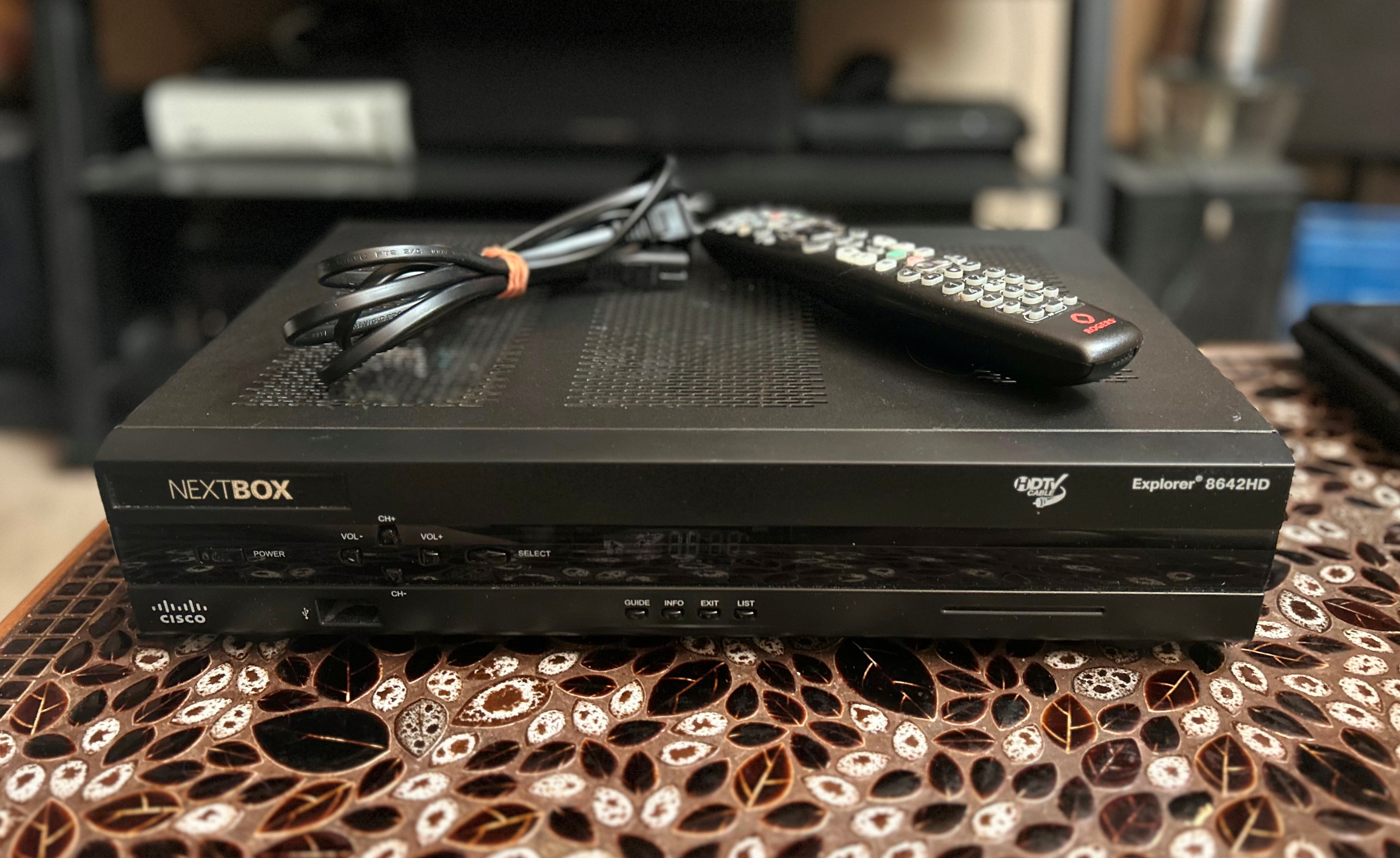 NEXTBOX Explorer 8642HD - Cable Tv Box & DVR