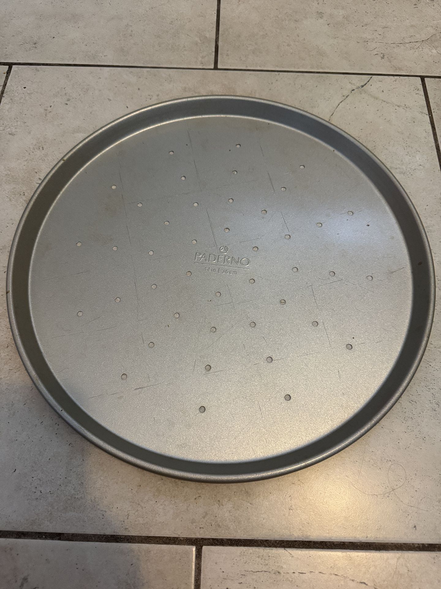 Paderno Pizza Pan 14-inch