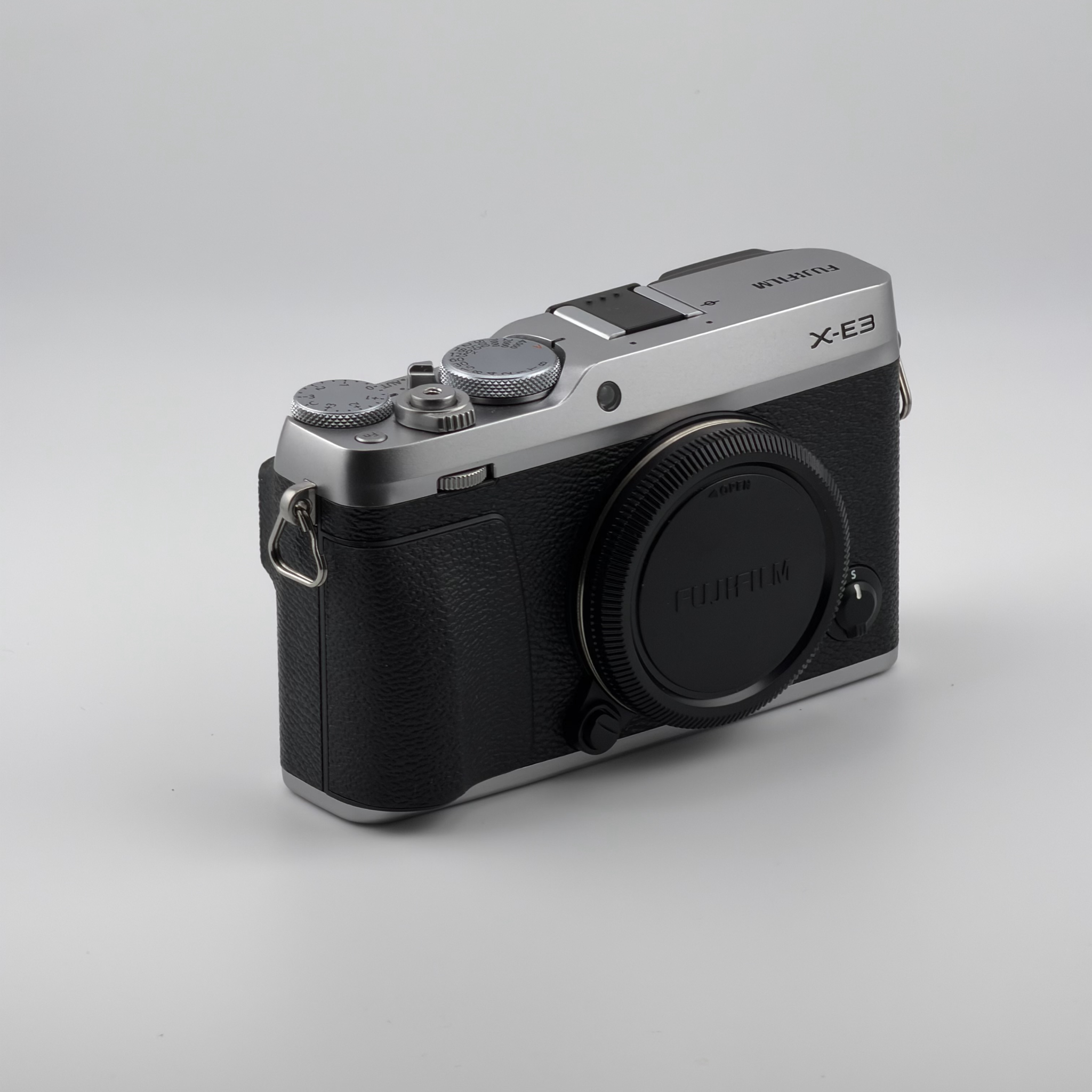 Fujifilm X-E3 Body Only - Mirrorless Camera - Silver - Very Good - photo 2