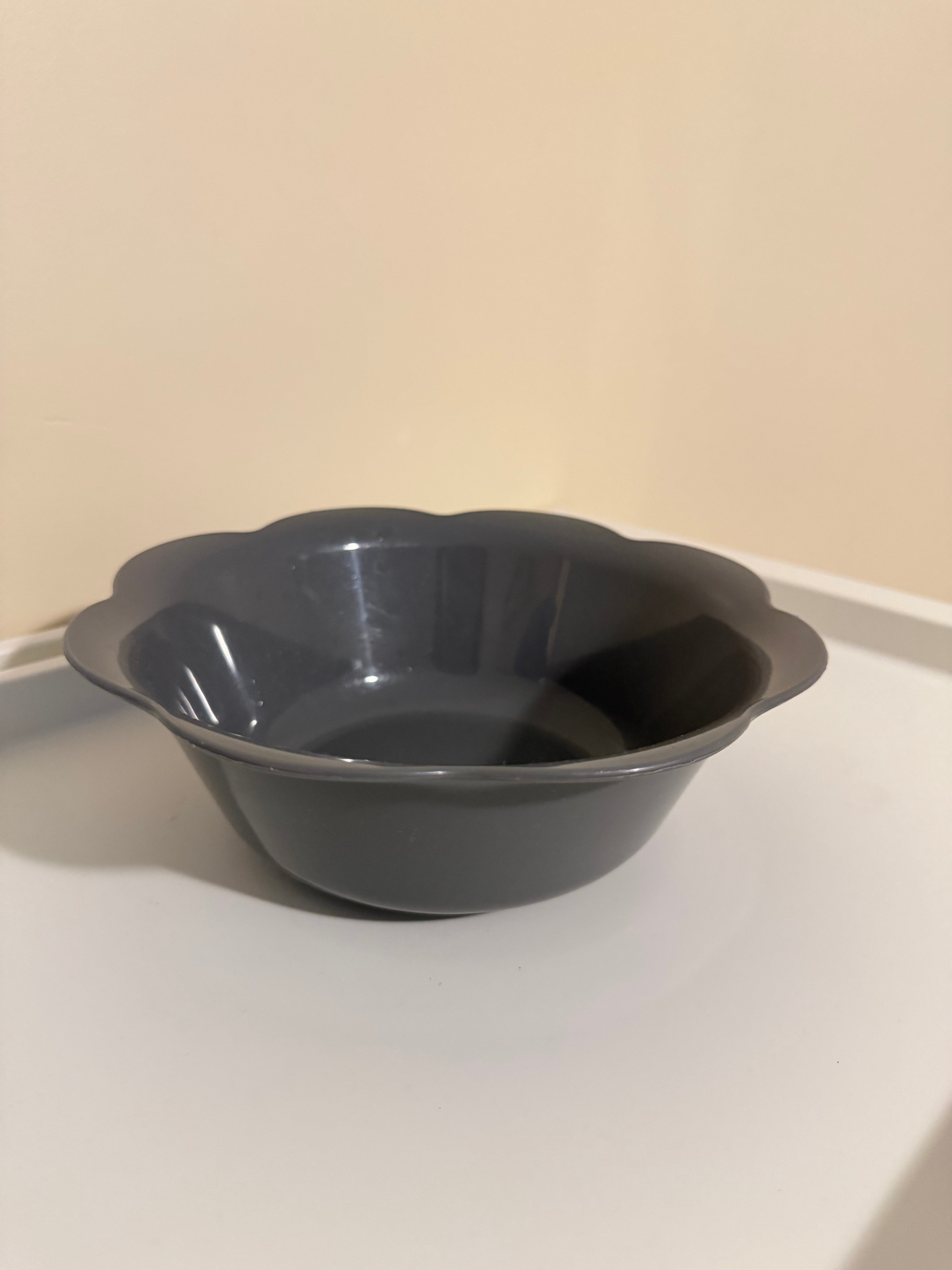 Made in Japan Grey Flower-Shaped Plastic Bowl
