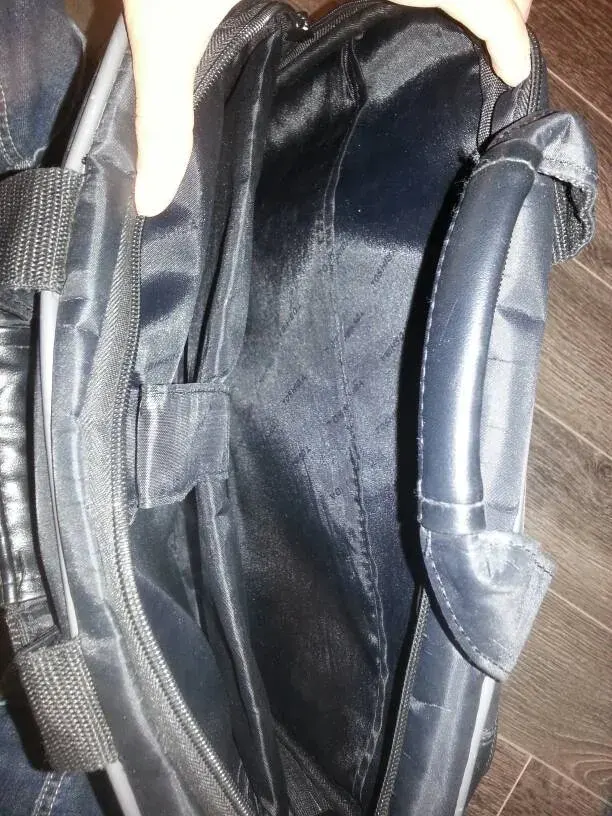 Toshiba Laptop Bag In Vegan Leather With Removable Shoulder S... - photo 4