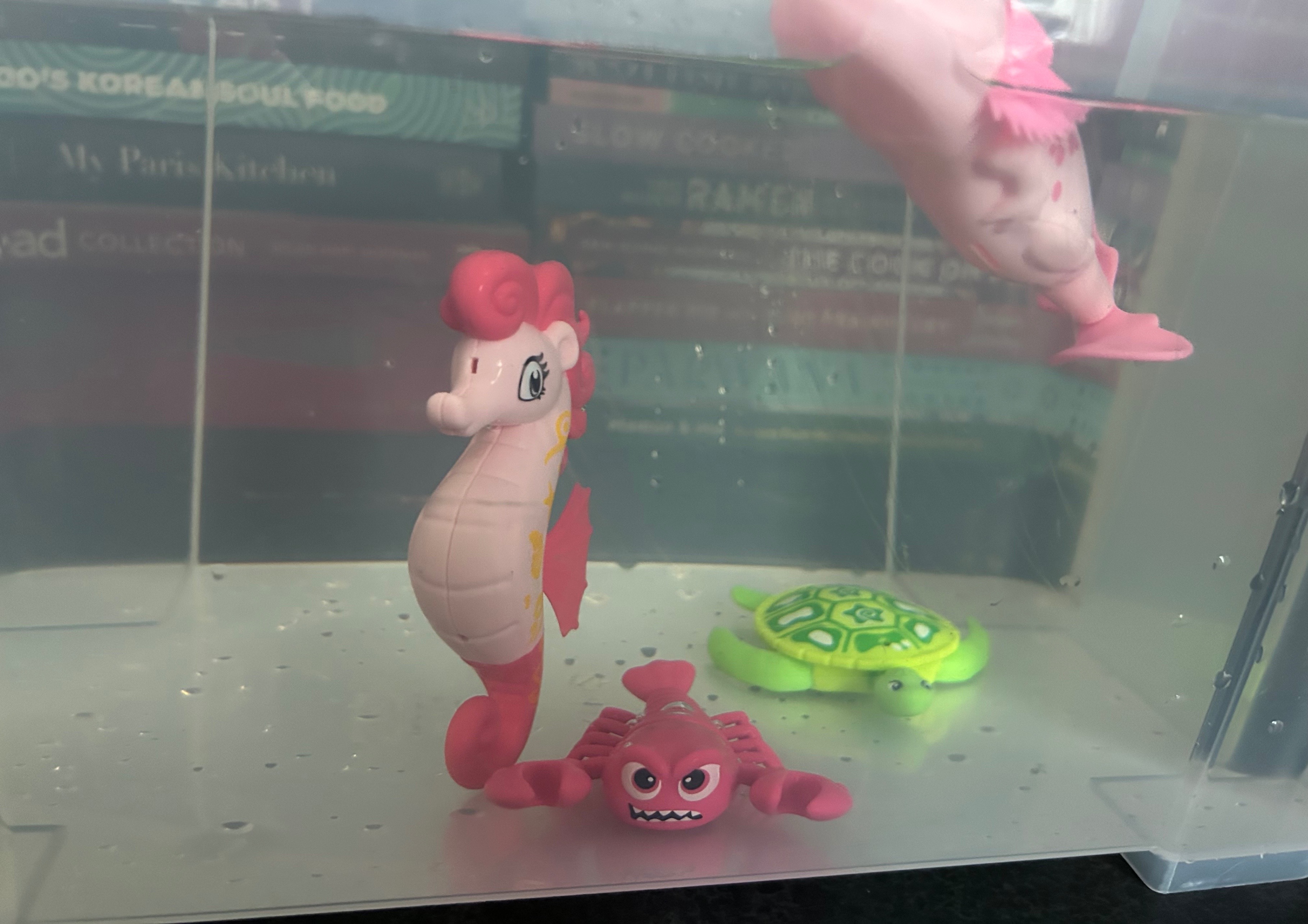 Colourful Diving Bath/Pool Toys - Turtles, Lobsters, Seahorses - photo 4