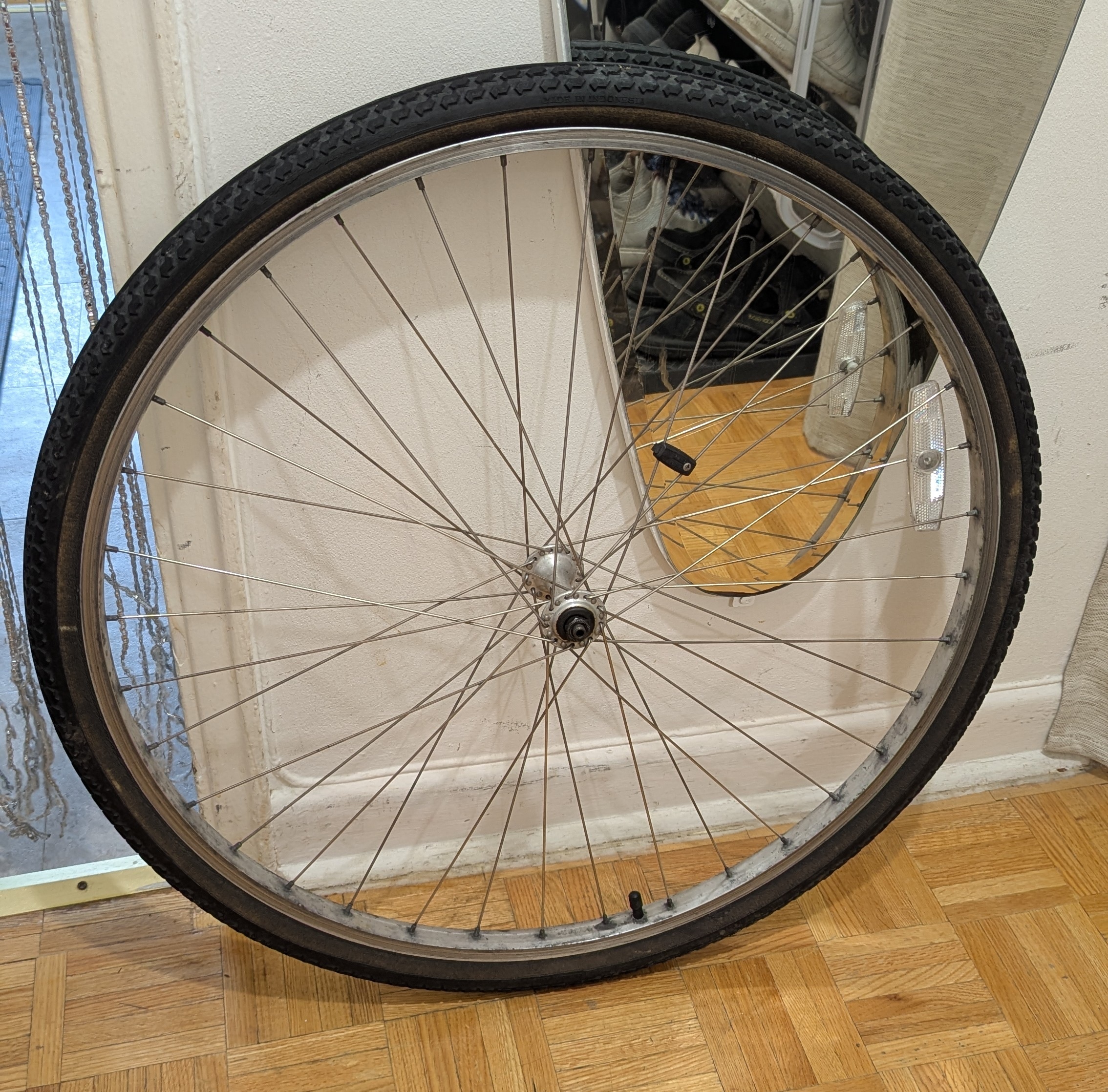 700x38C (38-622) FRONT Wheel Used Bike Bicycle