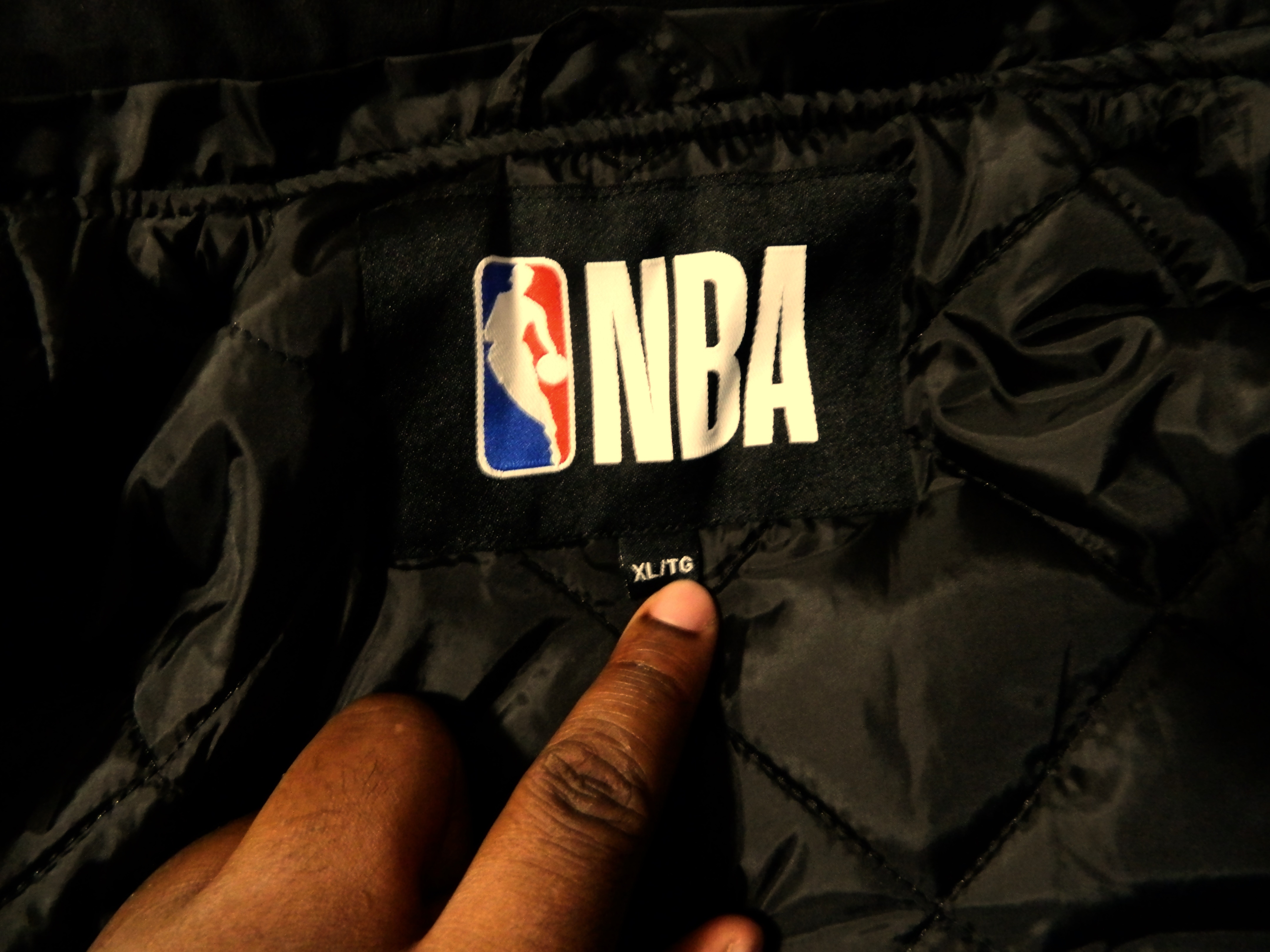 (Kids) Black Hooded Toronto Raptors varsity jacket - photo 4