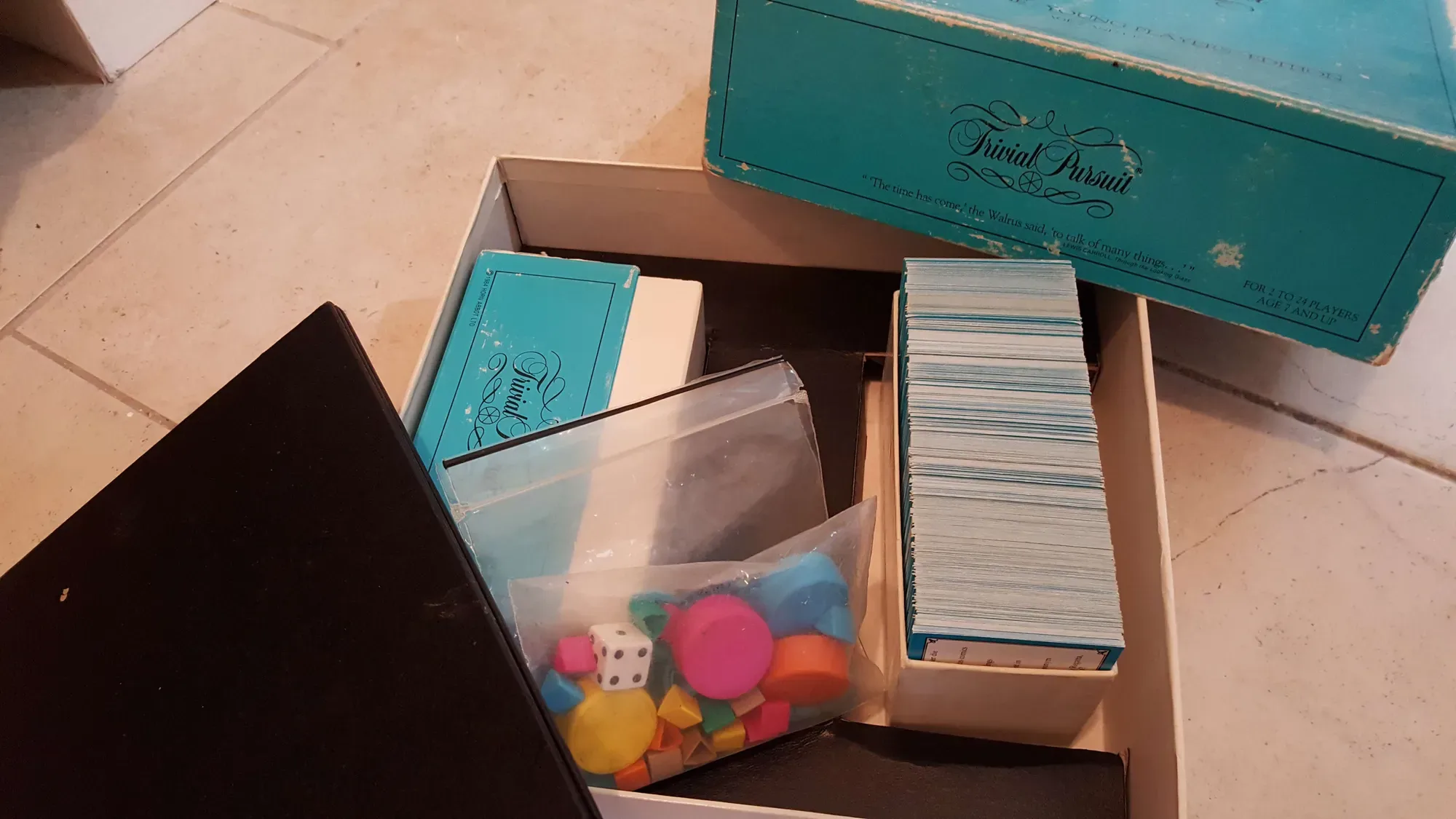 Trivial Pursuit -- Vintage Master's Game Young Players Edition