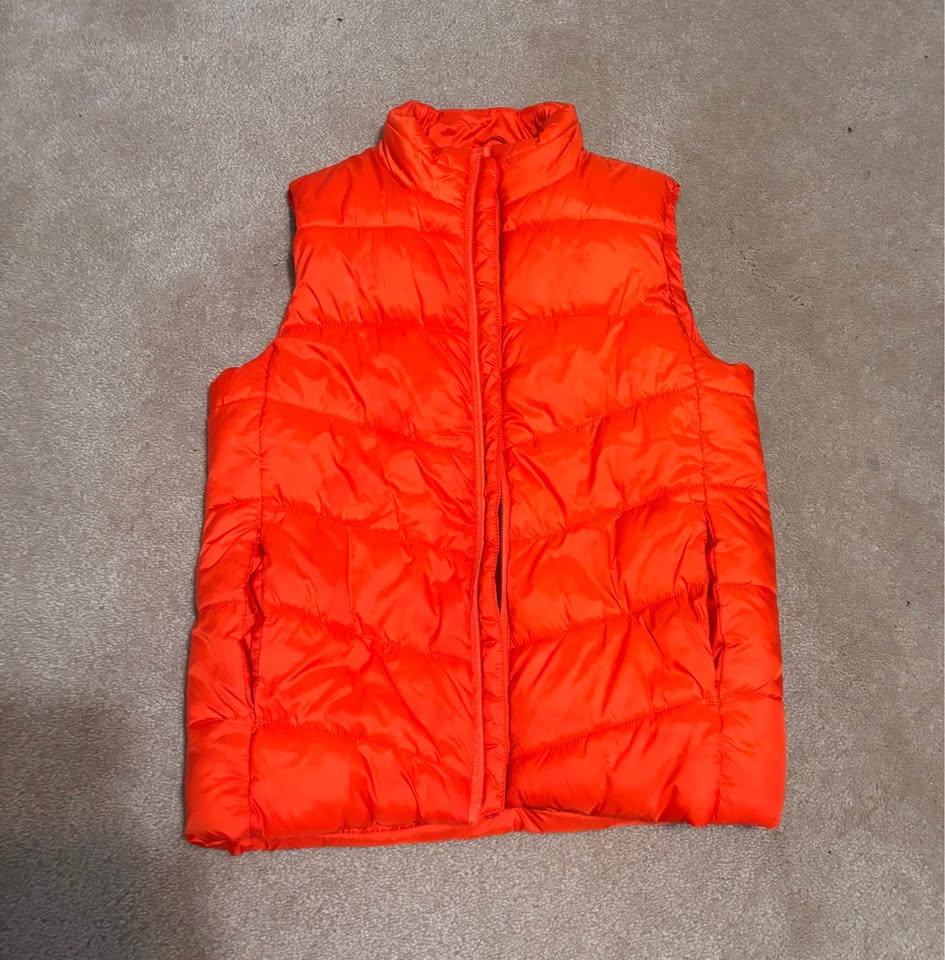 Children's Puffer Vest (Size 10-12)