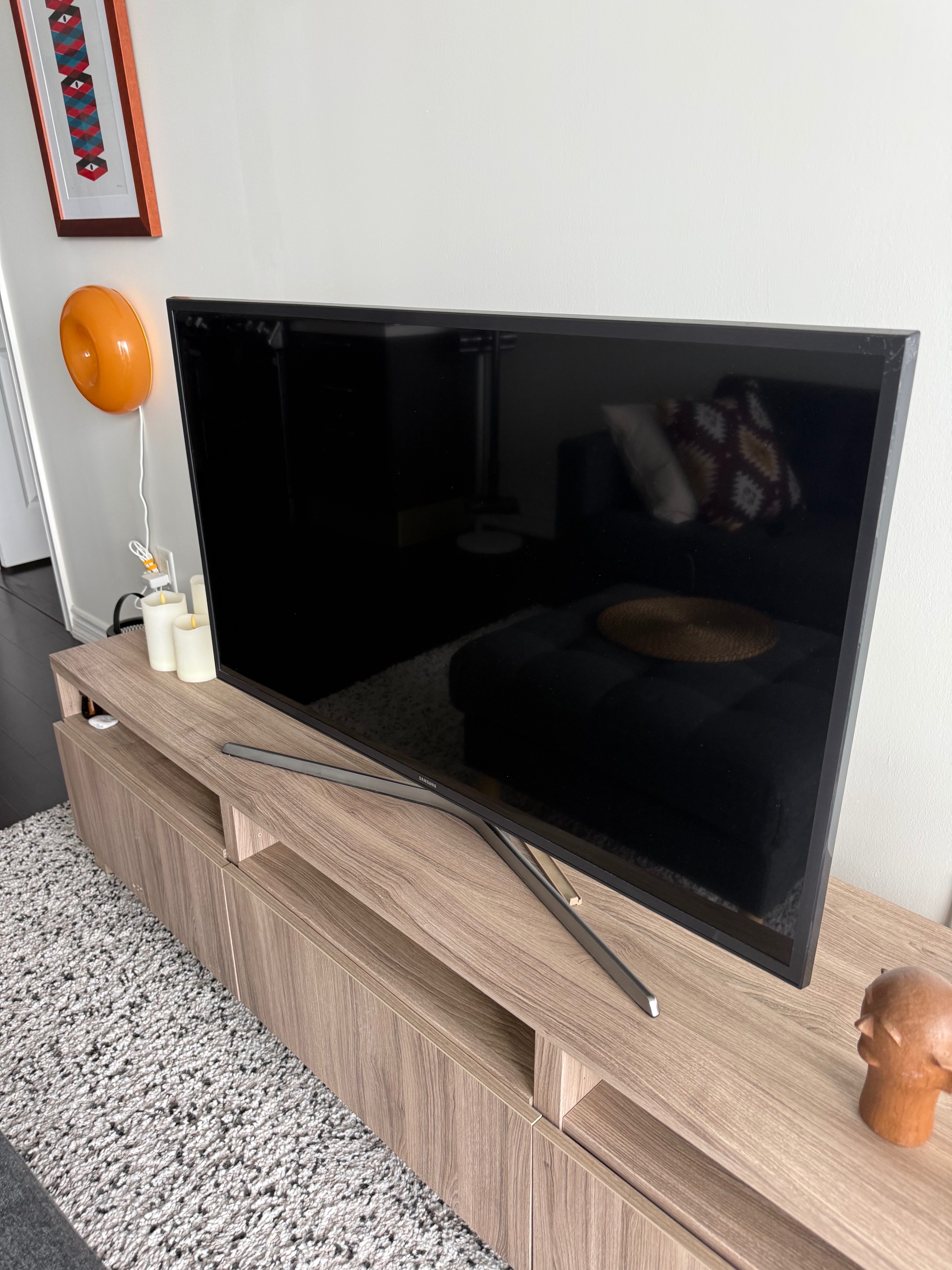 43” 4K UHD Smart TV – UN43MU6300 - photo 3