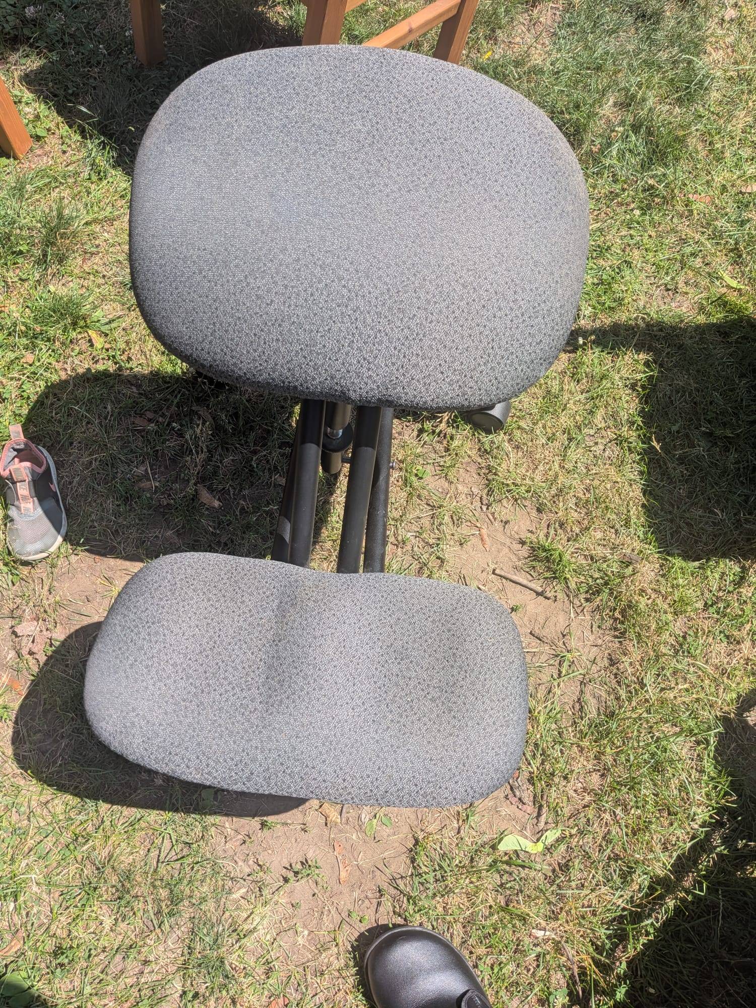 Chair - kneeling chair