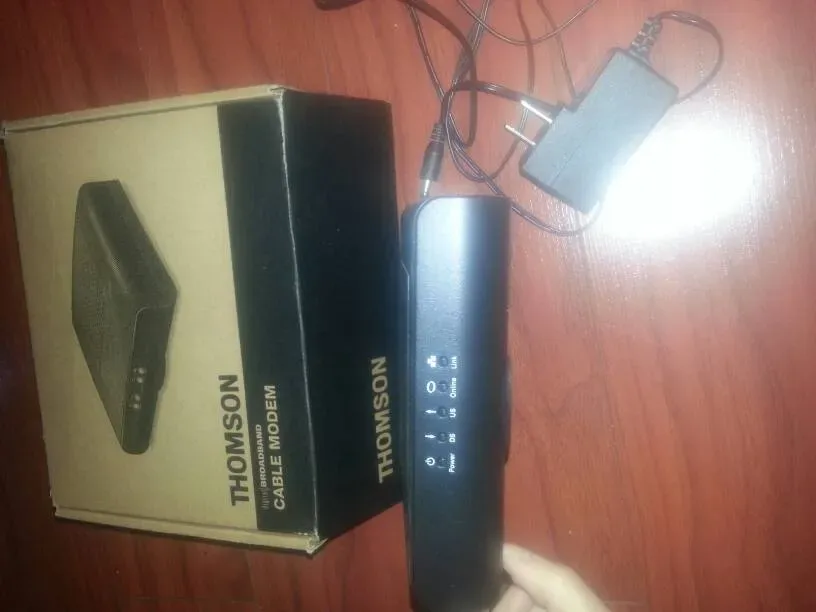 Thomson Broadband Cable Modem Model DCM476 - photo 3
