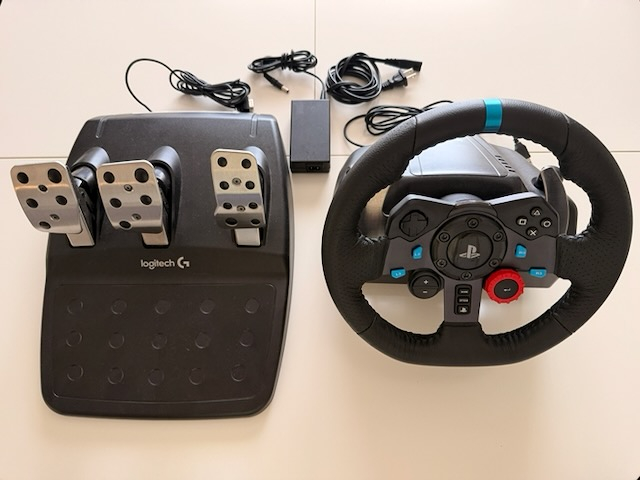Logitech G29 Driving Force Racing Wheel & Pedals
