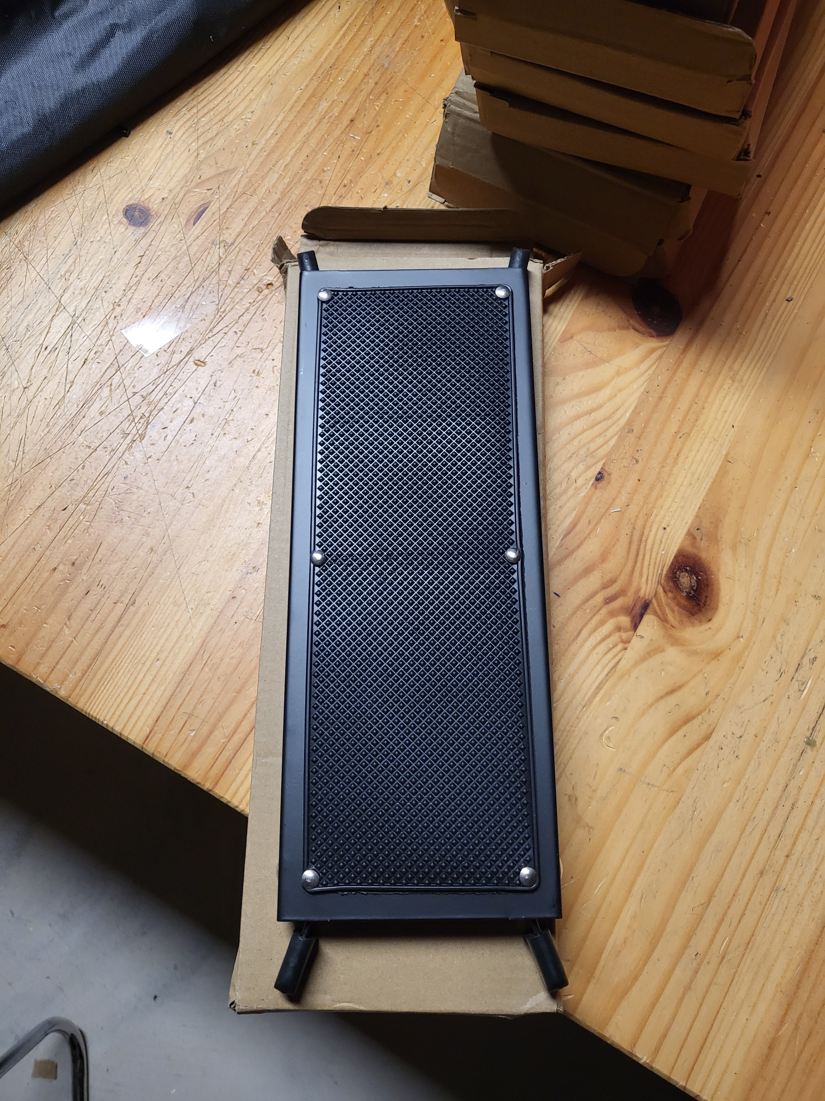 Guitar Foot Stool – Adjustable & Foldable Iron Guitar Foot Rest - photo 4