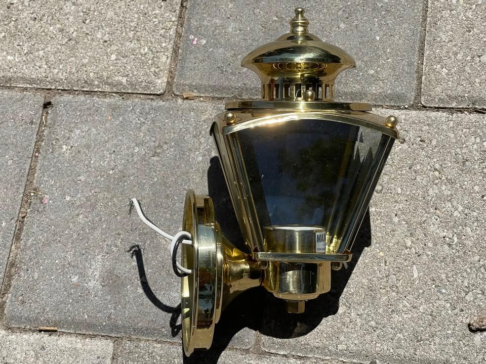 Brass Outdoor Lantern - photo 3