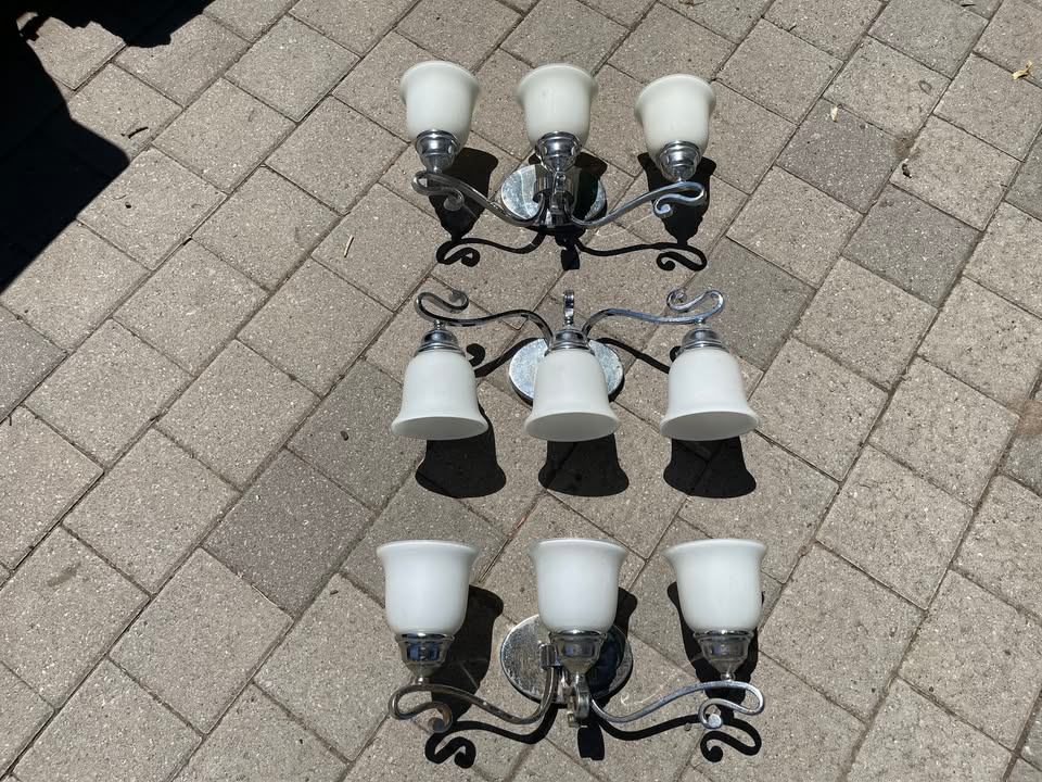 Chrome Bathroom Vanity Lights