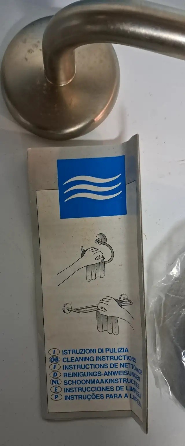 Inda Corella Toilet Paper holder and soap dish - photo 3