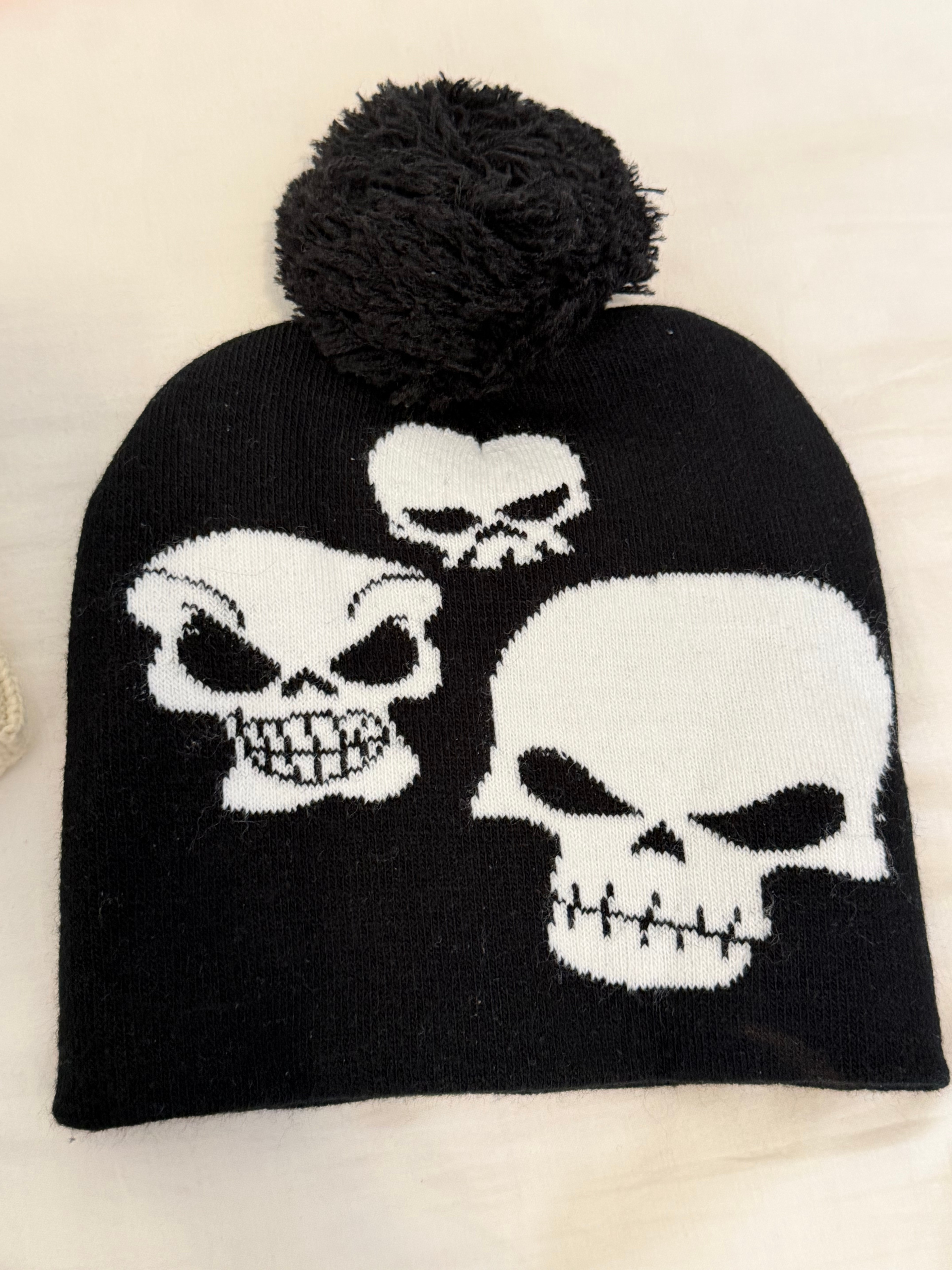 Winter Accessories Bundle – Hats, Gloves, Mittens & Headbands – - photo 4
