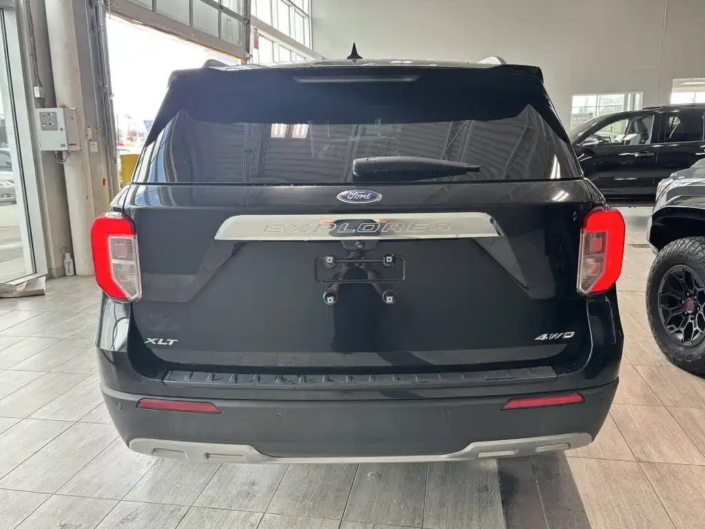 2022 Ford Explorer - photo 4