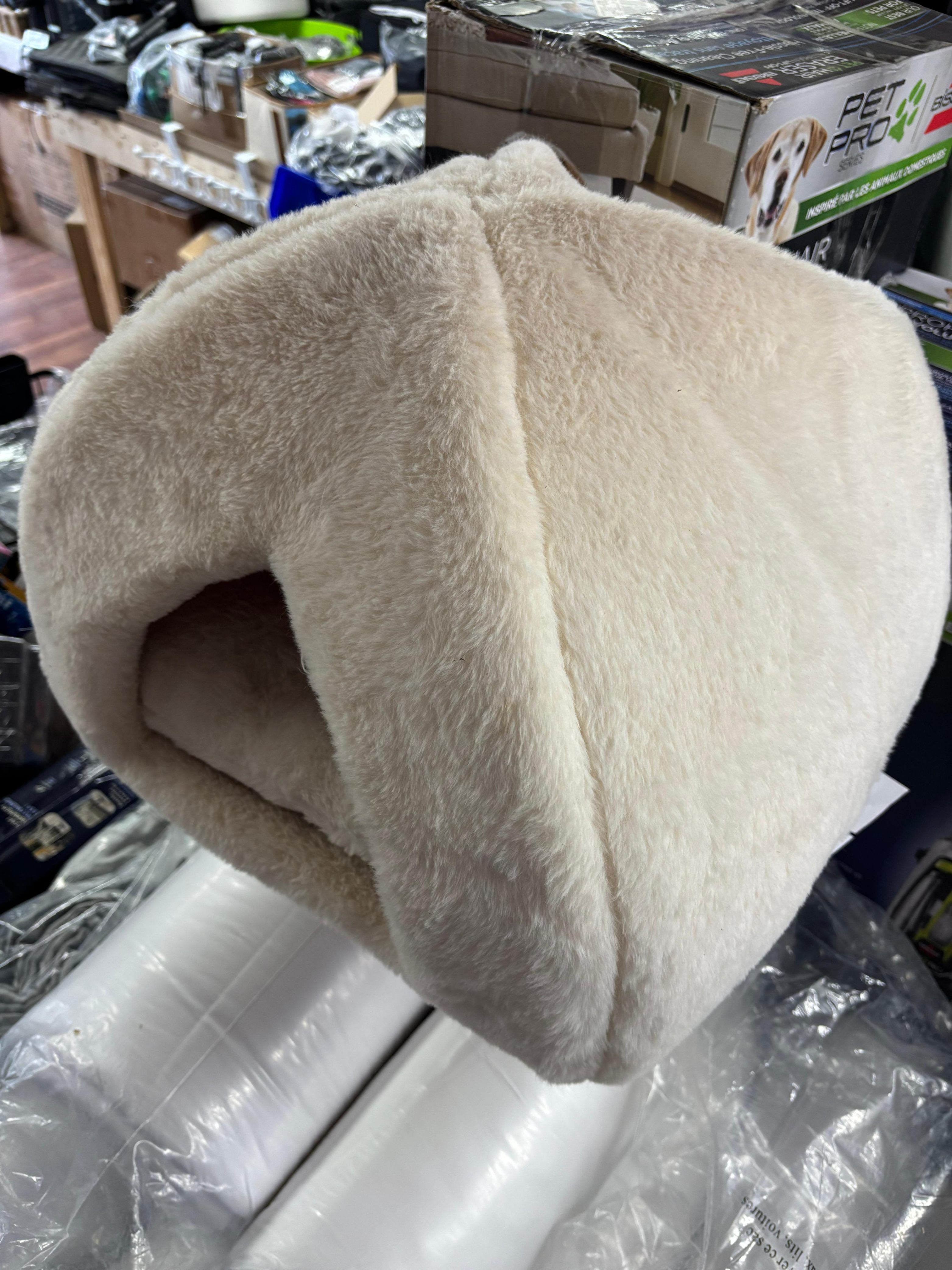 Queen West Trading Co. Plush Pet Cave Bed - Cat / Small Dog - photo 2