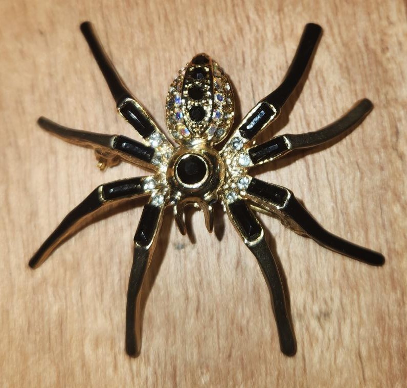Vintage Spider Brooch with Rhinestones, Perfect for Halloween!