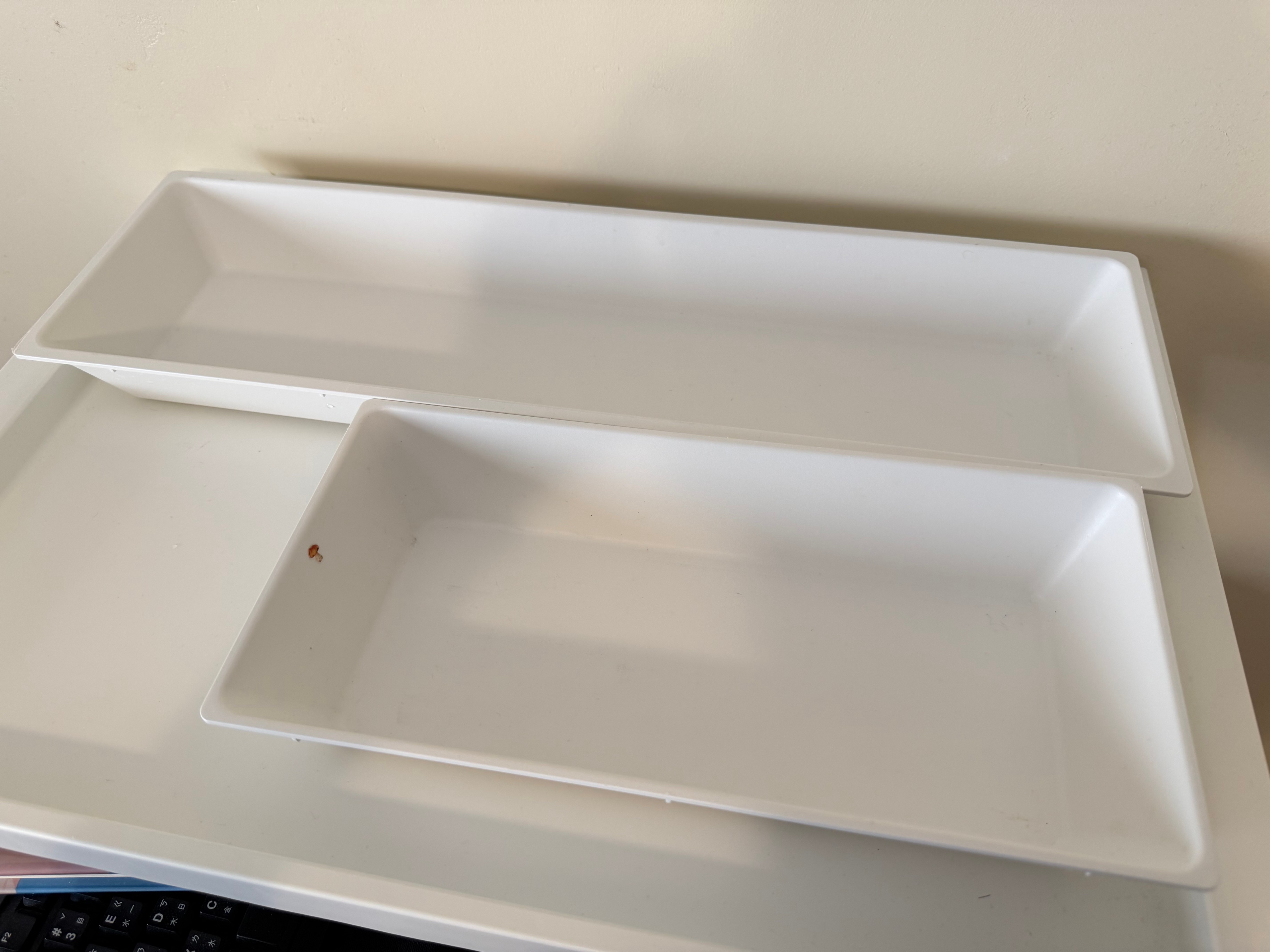 Set of 2 IKEA UPPDATERA Utensil Trays – White