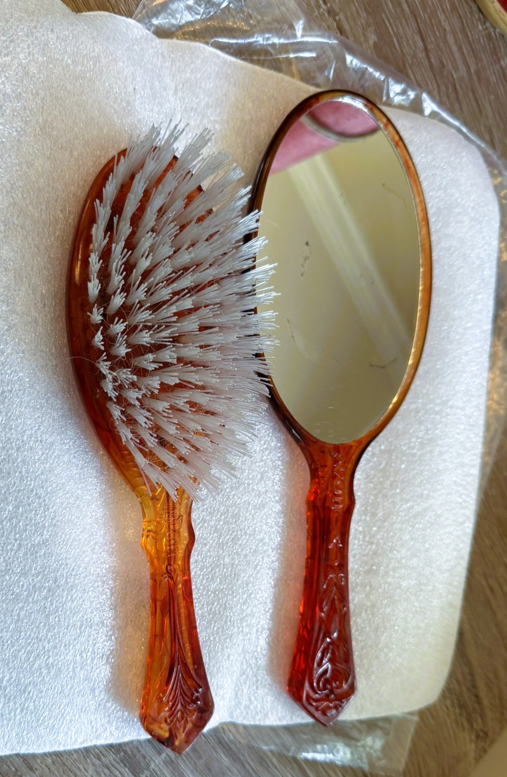Vintage 1970's Avon Cameo Vanity Set / Ensemble Vintage Avon - photo 4