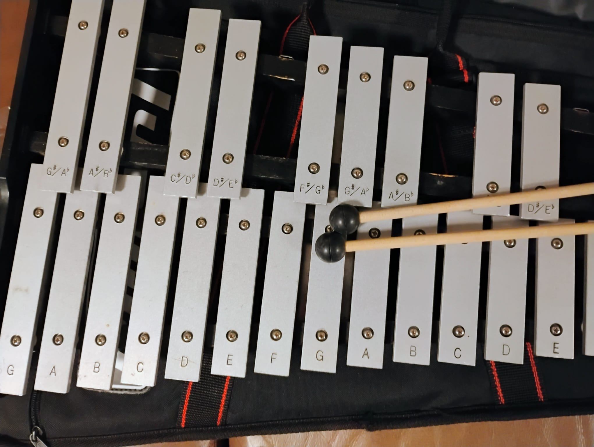 Ludwig 32-Key Xylophone with Case & Stand Accessories - photo 2