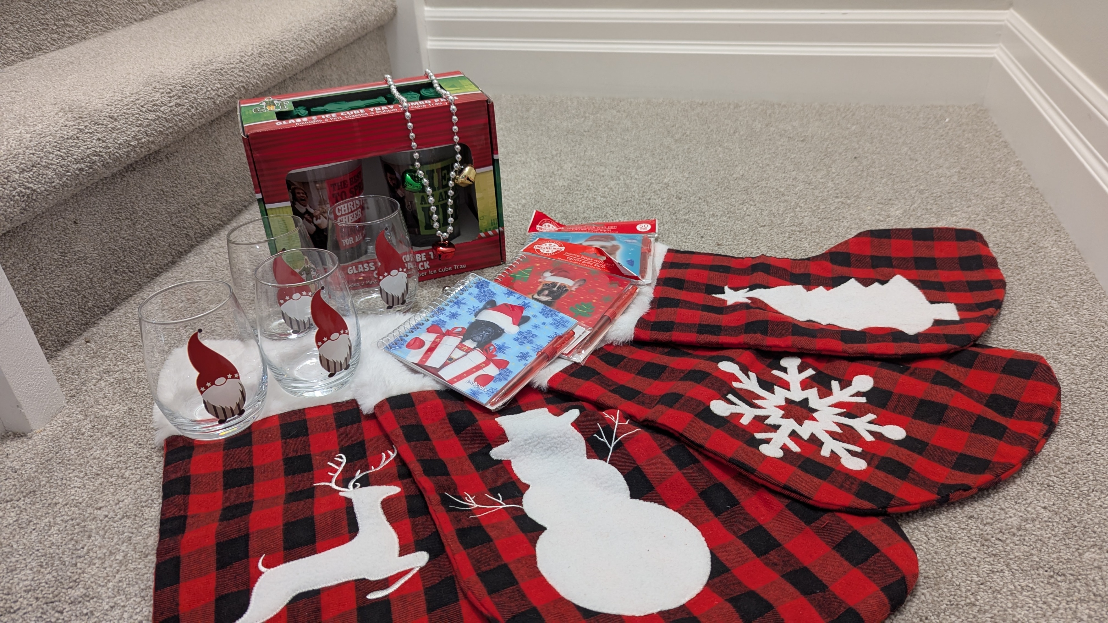 Christmas Bundle - Glasses, Wine, Dogs, Jewellery
