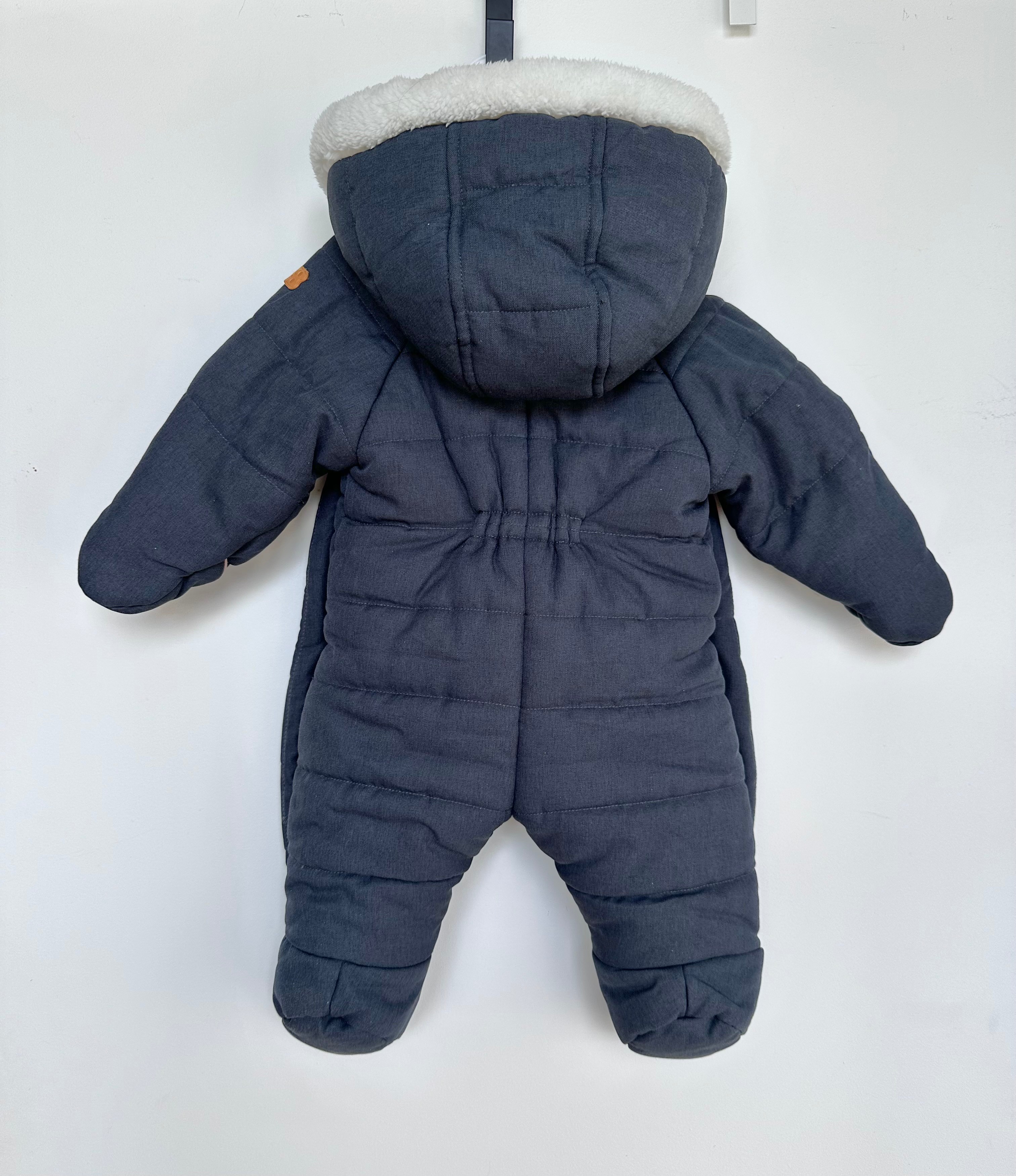 Obaibi Winter Snowsuit - Designed in France - 1-3 Months - photo 2
