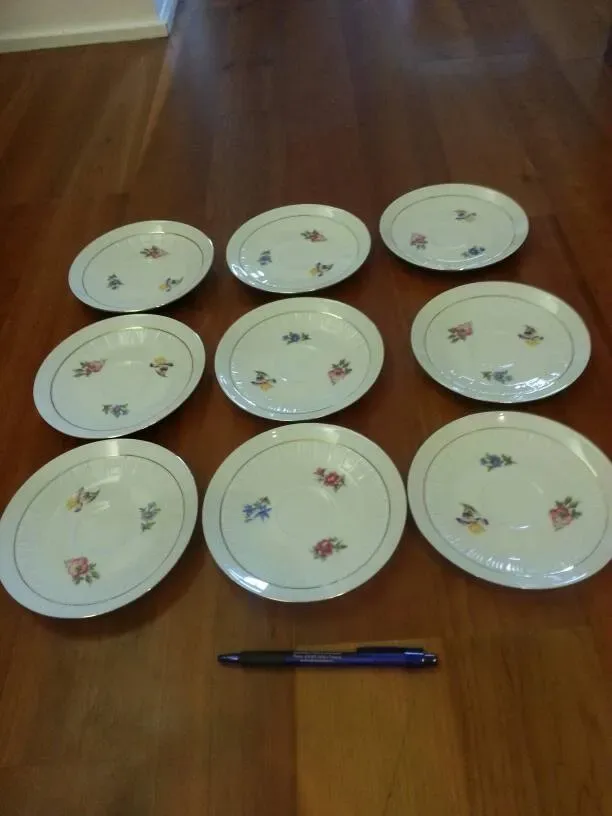 Pretty Gold-Rimmed Floral Pattern German "China" Plates (Set ... - photo 5