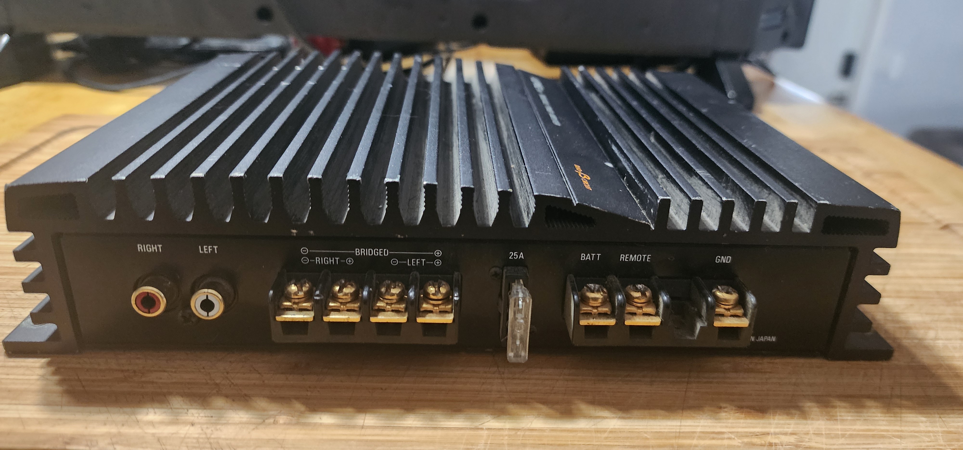 Alpine 3541 Bridgeable Power Amplifier - photo 2