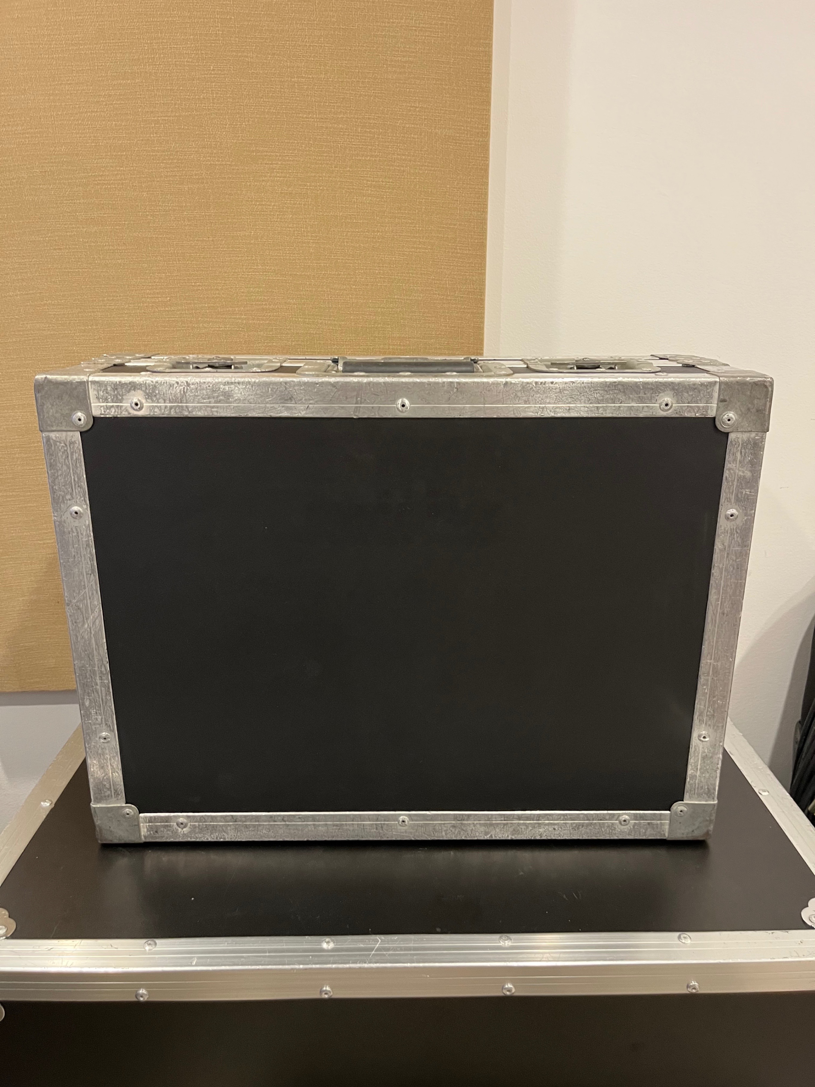 Heavy Duty Road Case - photo 3